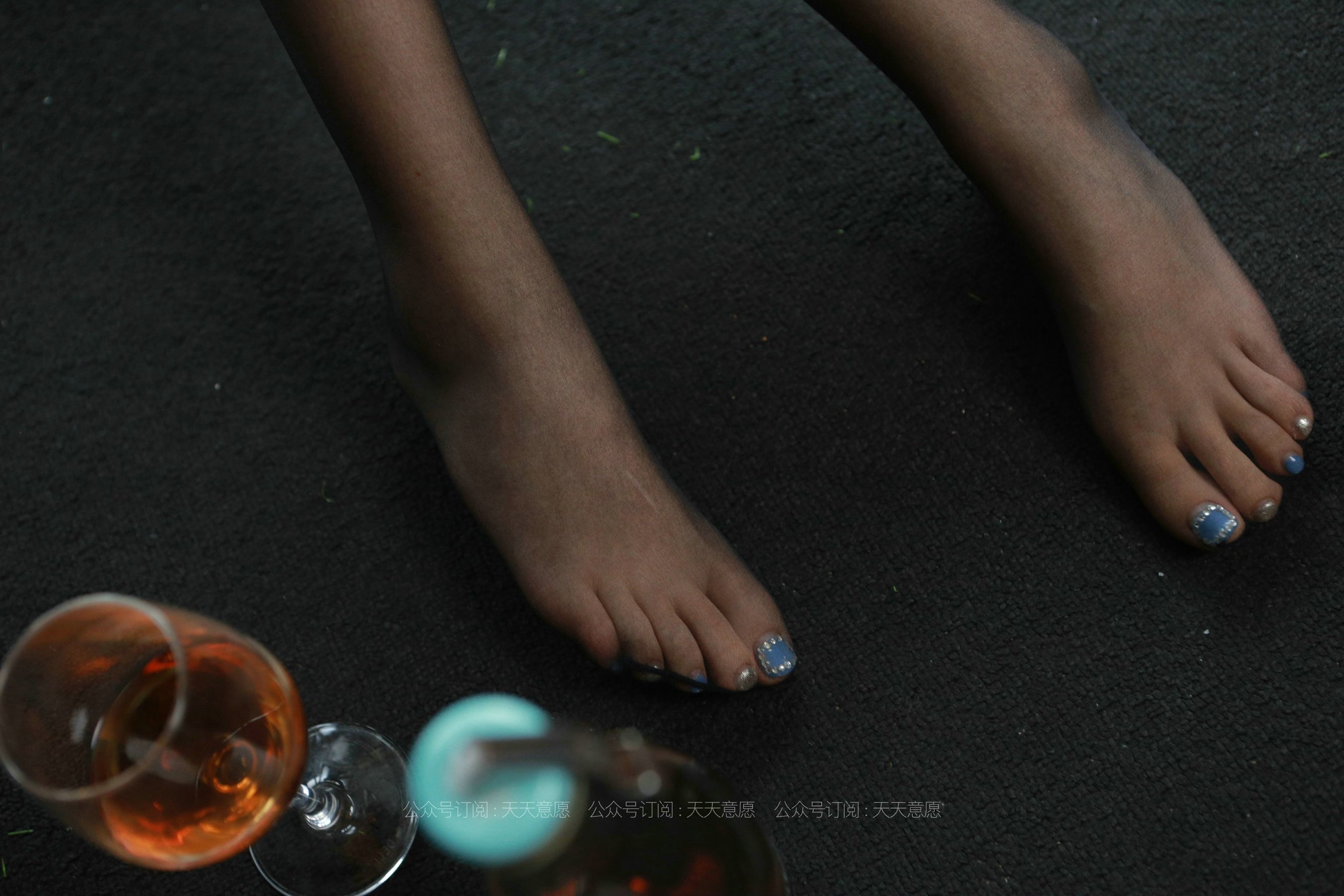 [IESS异思趣向]  模特：西瓜《微醺美女》第12张