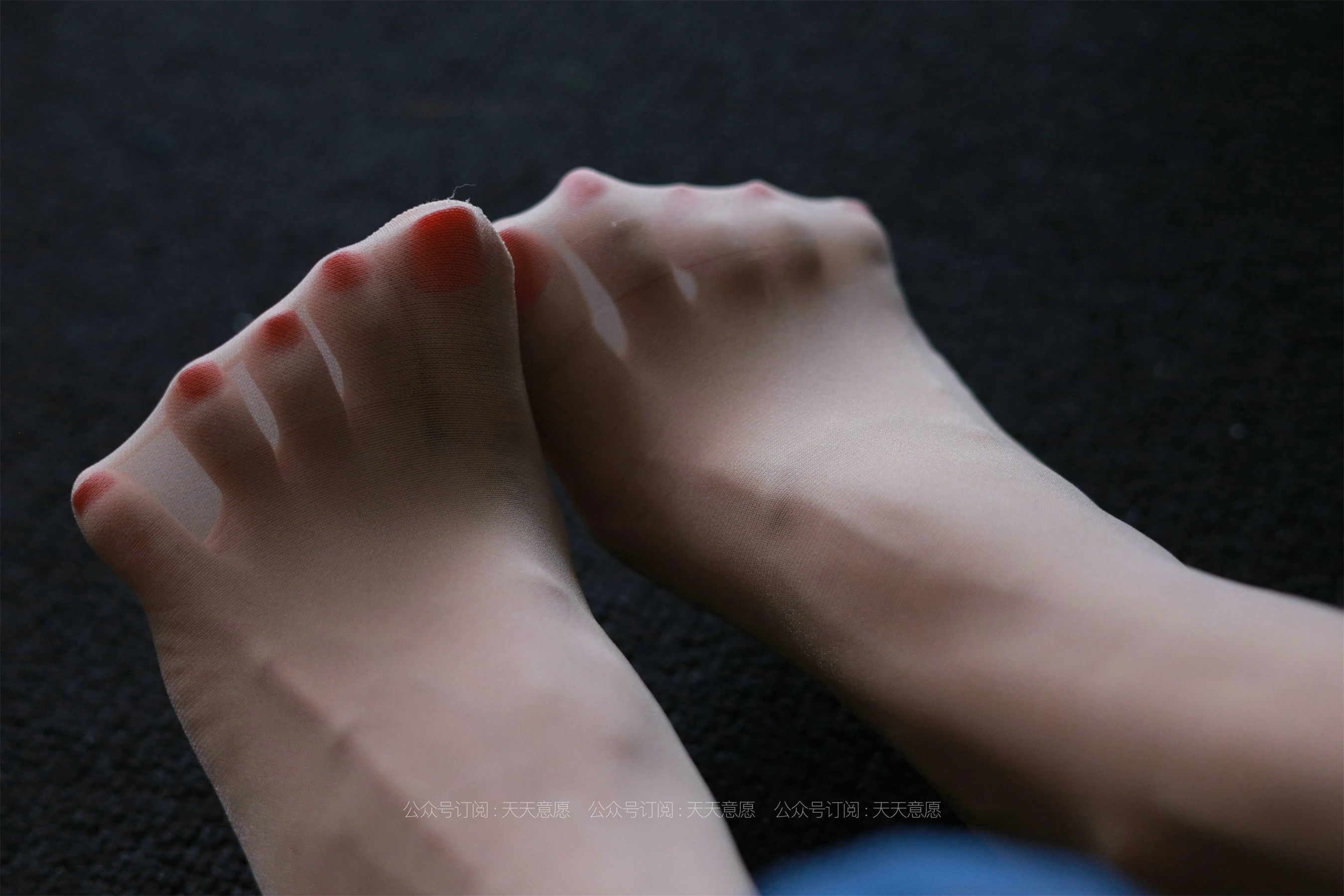 [IESS异思趣向]  模特：美子《美背库里丝》第2张