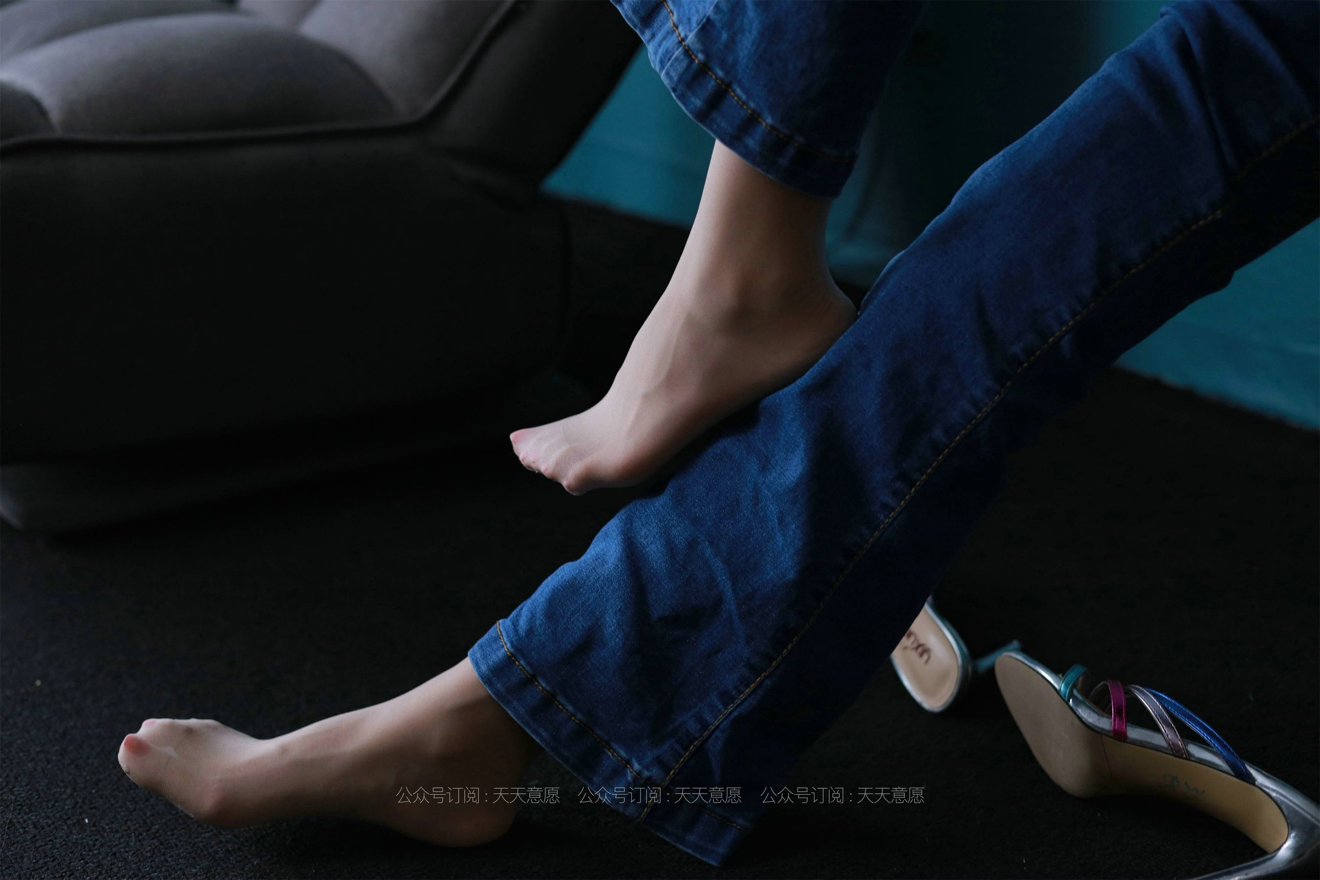 [IESS异思趣向]  模特：美子《美背库里丝》第3张