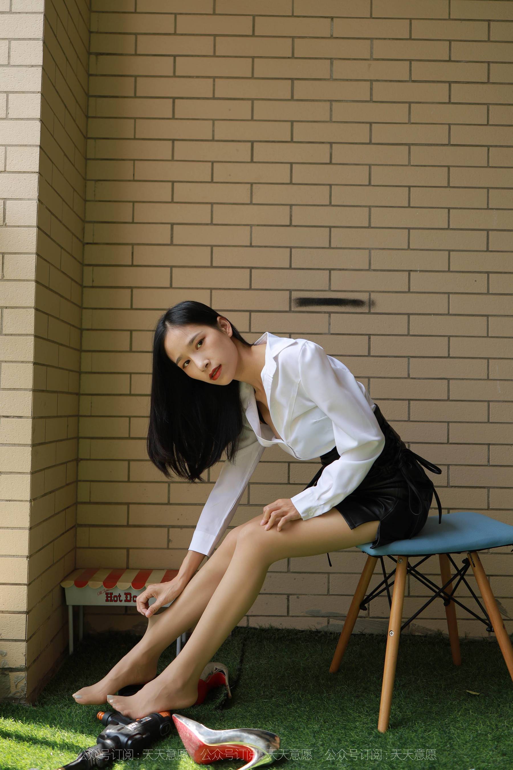 [IESS异思趣向]  模特：美子《性感绑带裙》第16张