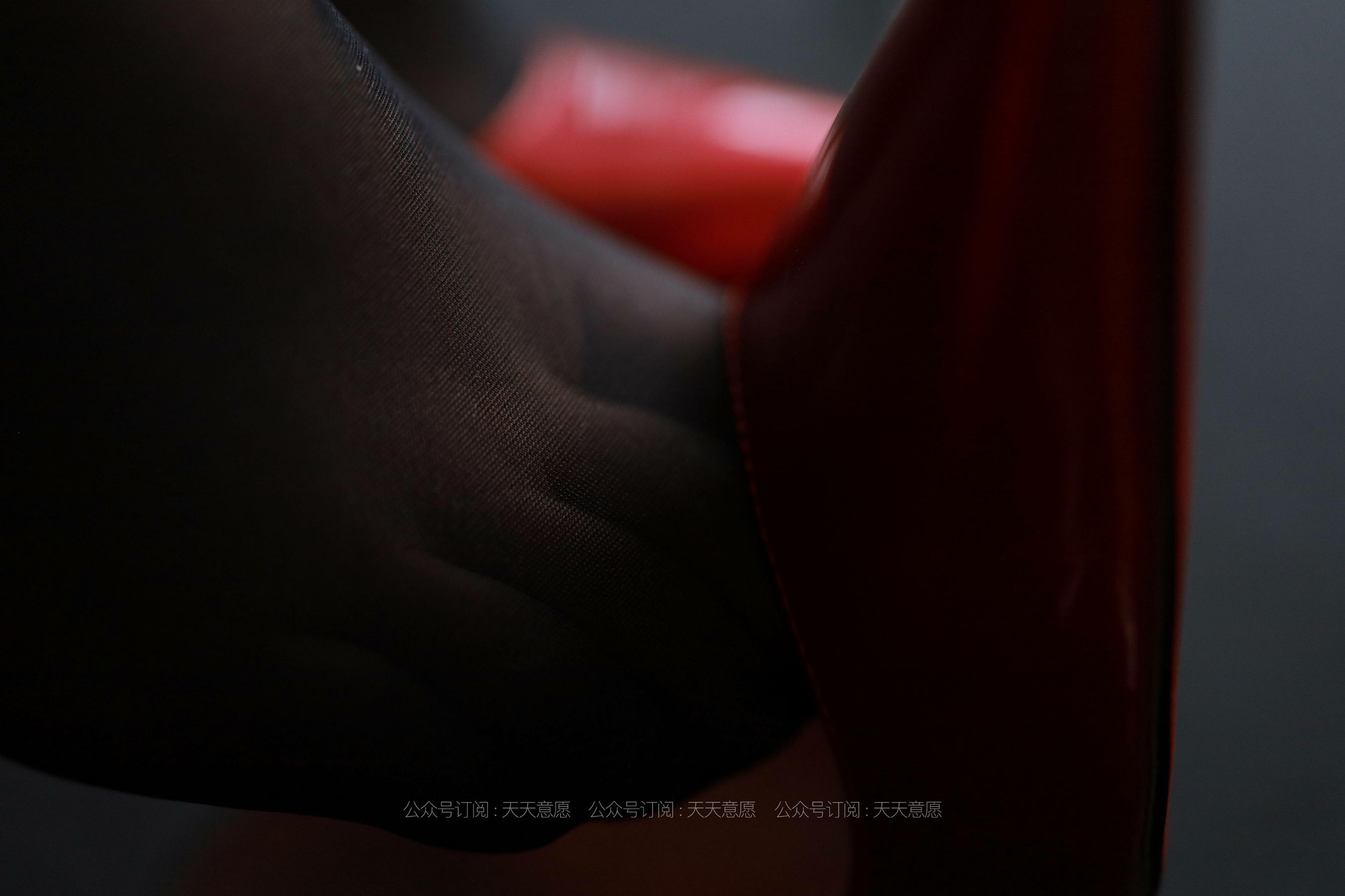 [IESS异思趣向]  模特：秋秋《灯红酒绿》第2张