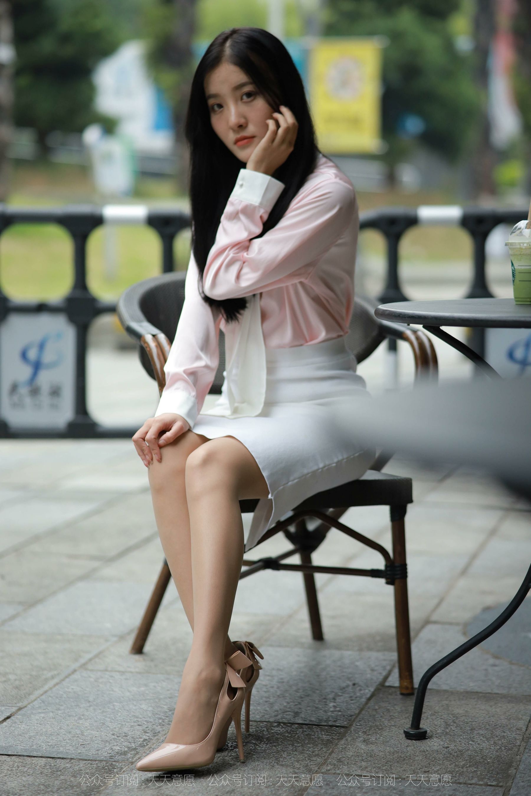 [异思趣向IESS] 模特 婉苹 《粉红色的回忆》第3张