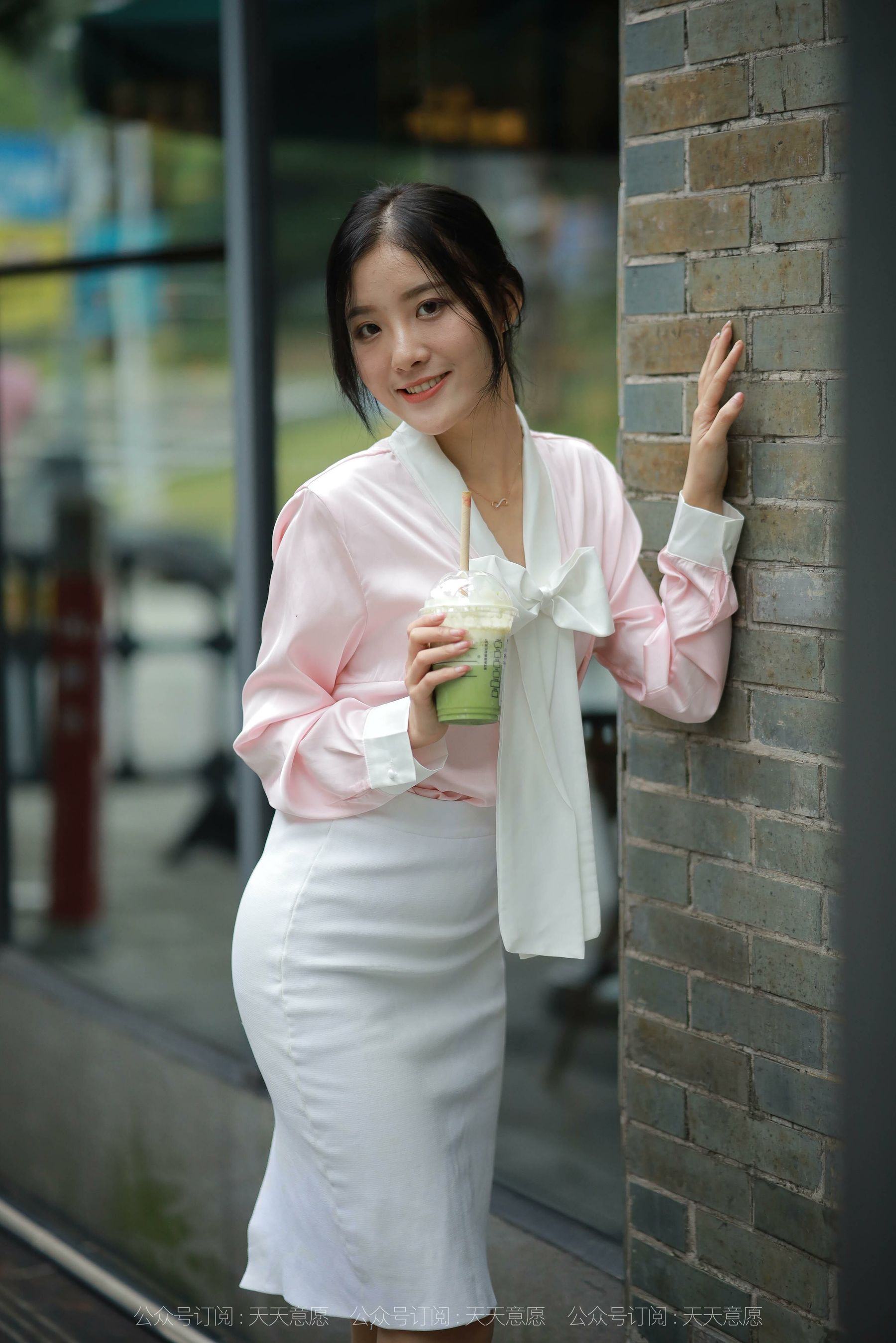 [异思趣向IESS] 模特 婉苹 《粉红色的回忆》第8张
