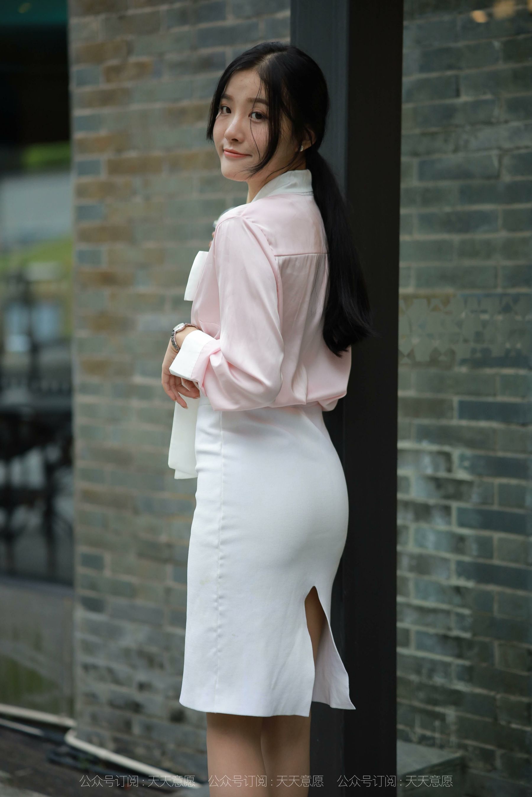 [异思趣向IESS] 模特 婉苹 《粉红色的回忆》第9张