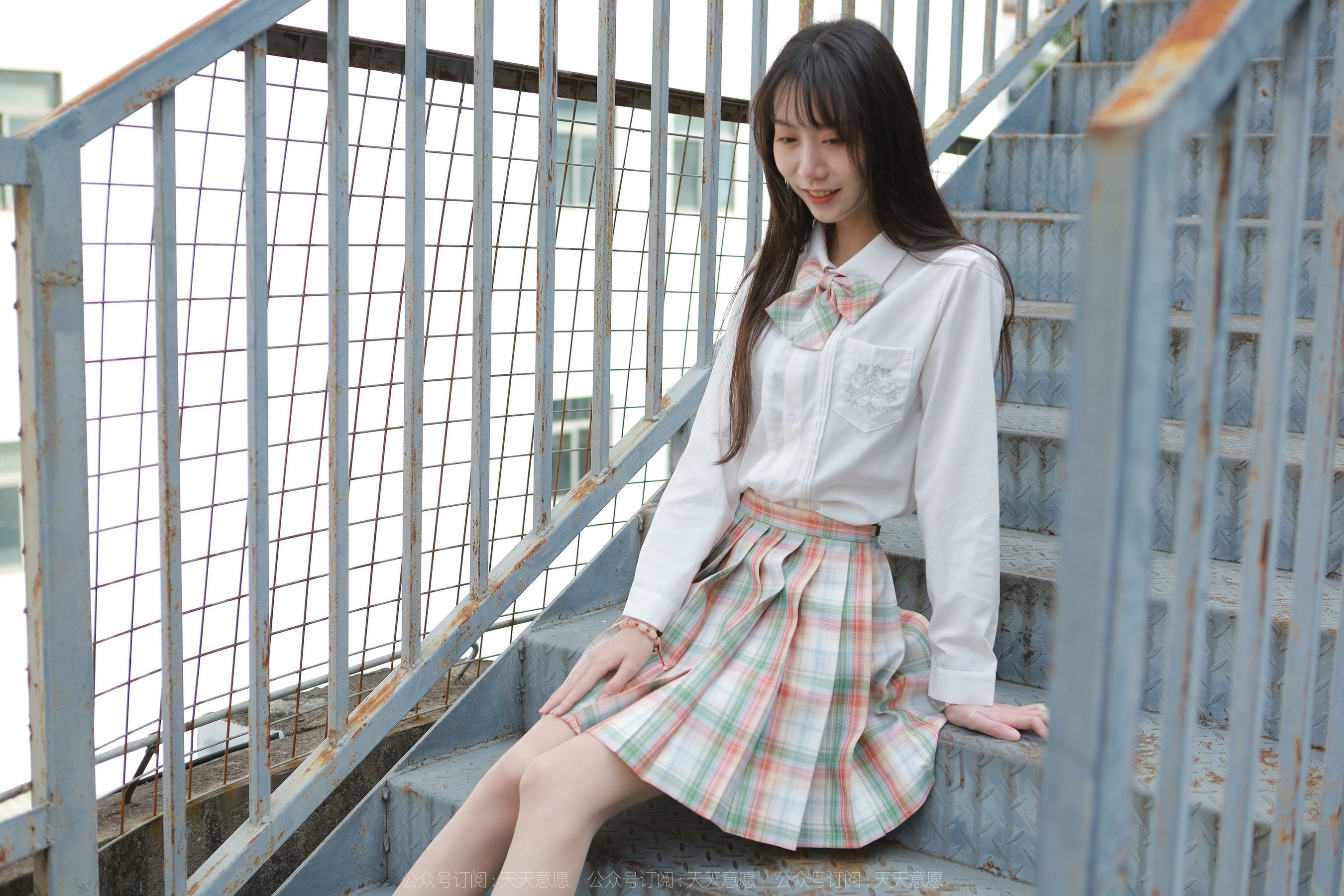 [异思趣向IESS] 模特：团团《JK妹妹》第16张