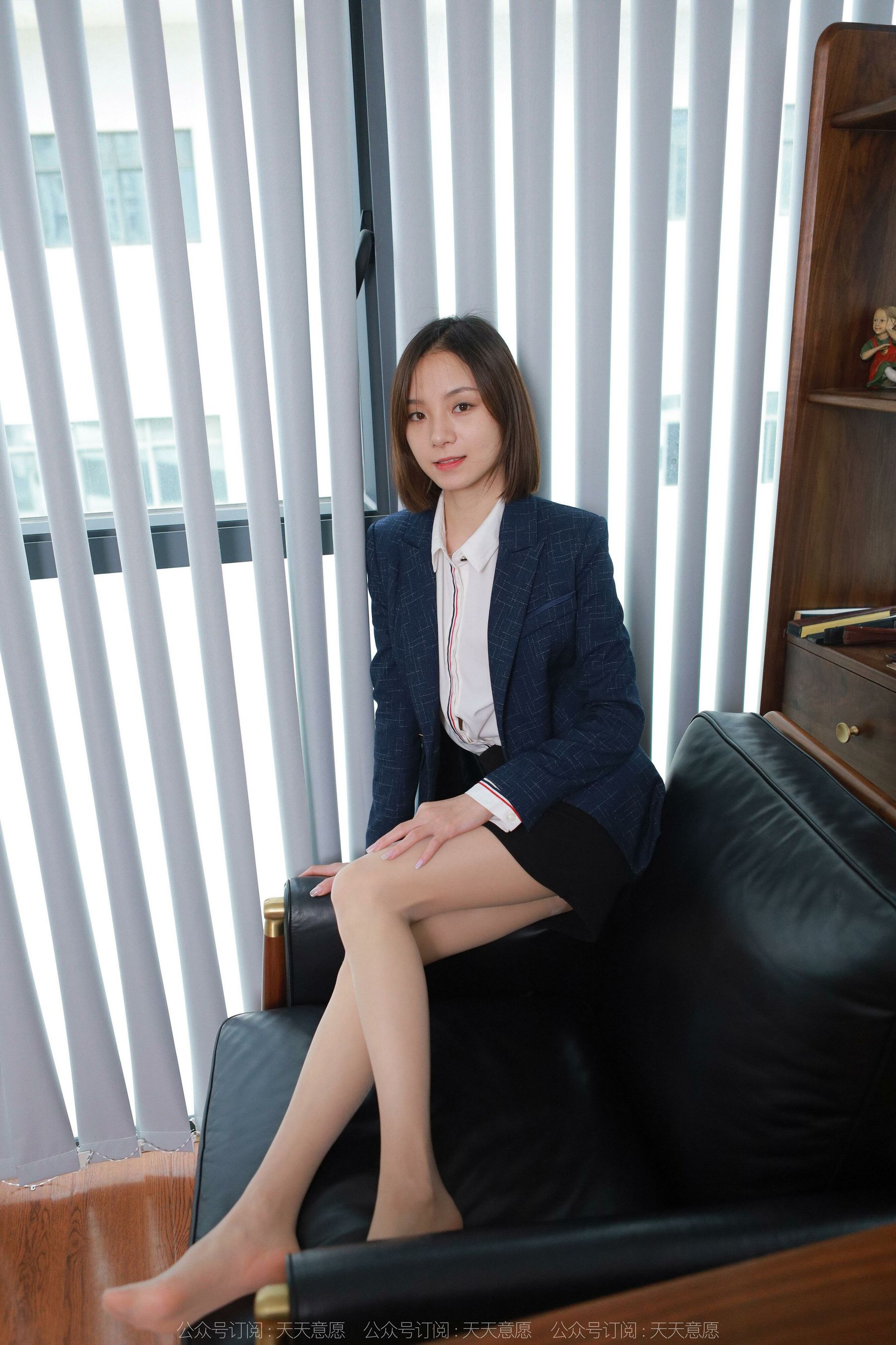 [异思趣向IESS] 模特：小六《长腿包臀裙》第10张