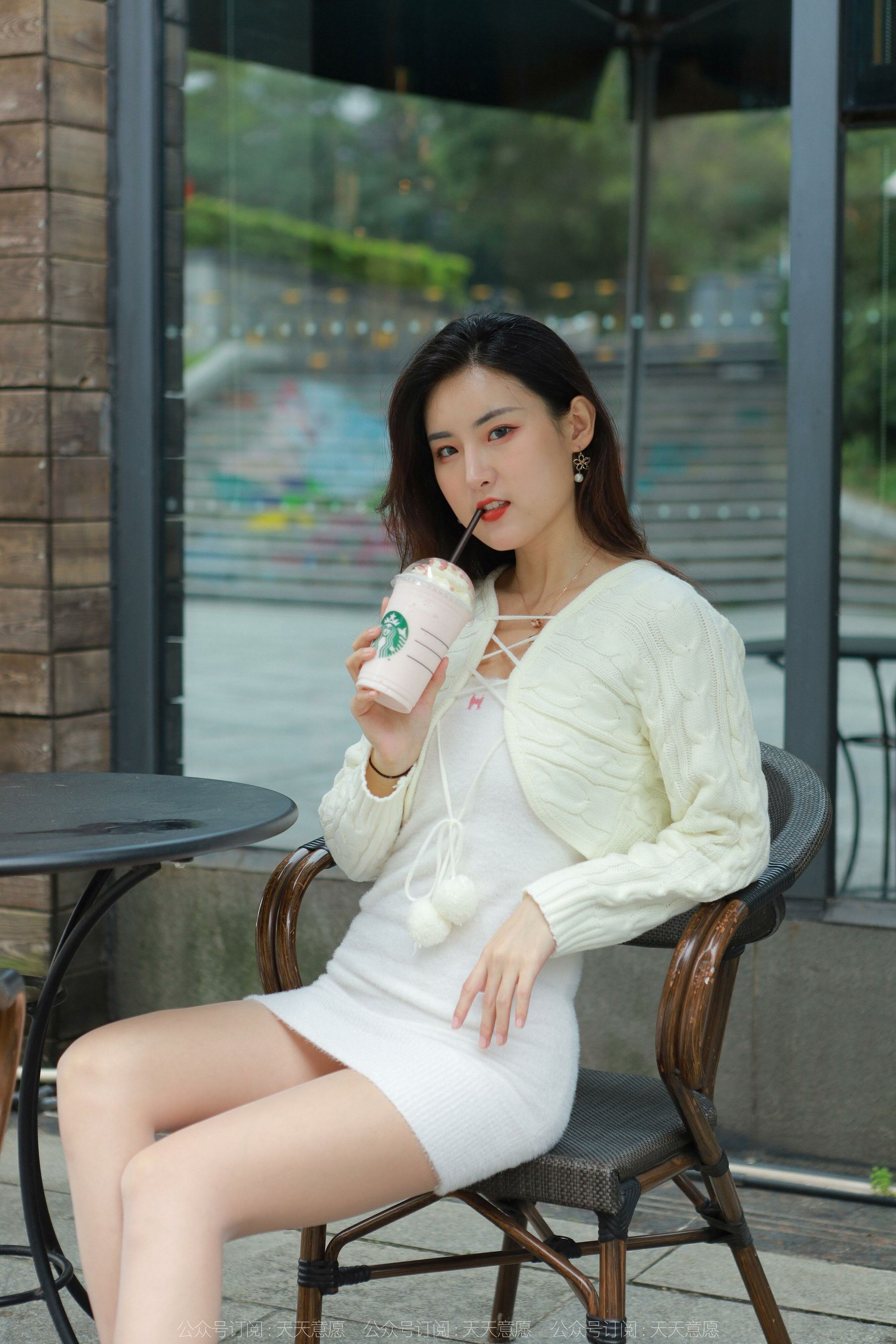 [异思趣向IESS] 模特：小宝 《白色包臀裙》第18张