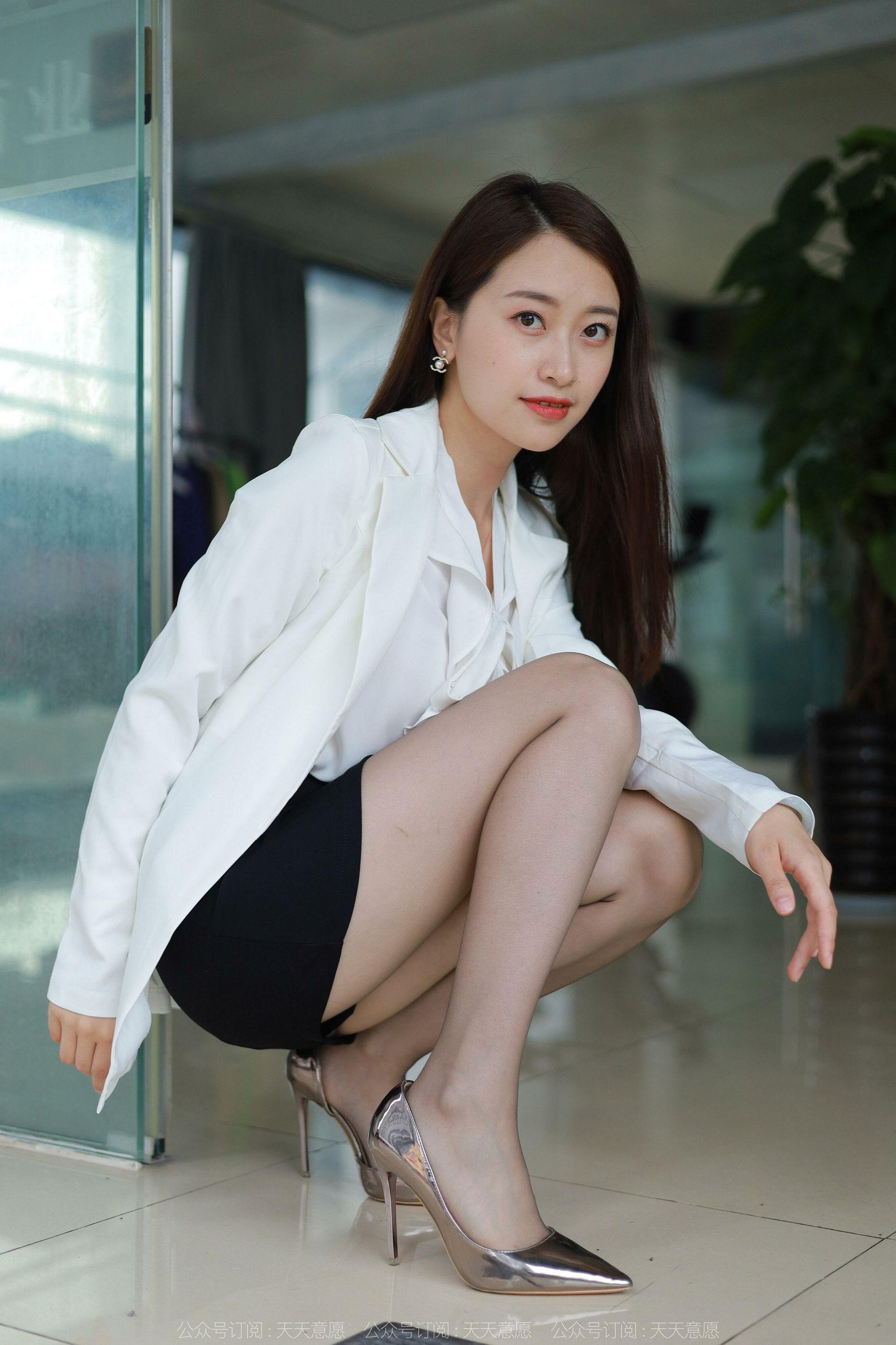 [IESS异思趣向] 小婕 冷艳嘿丝第2张