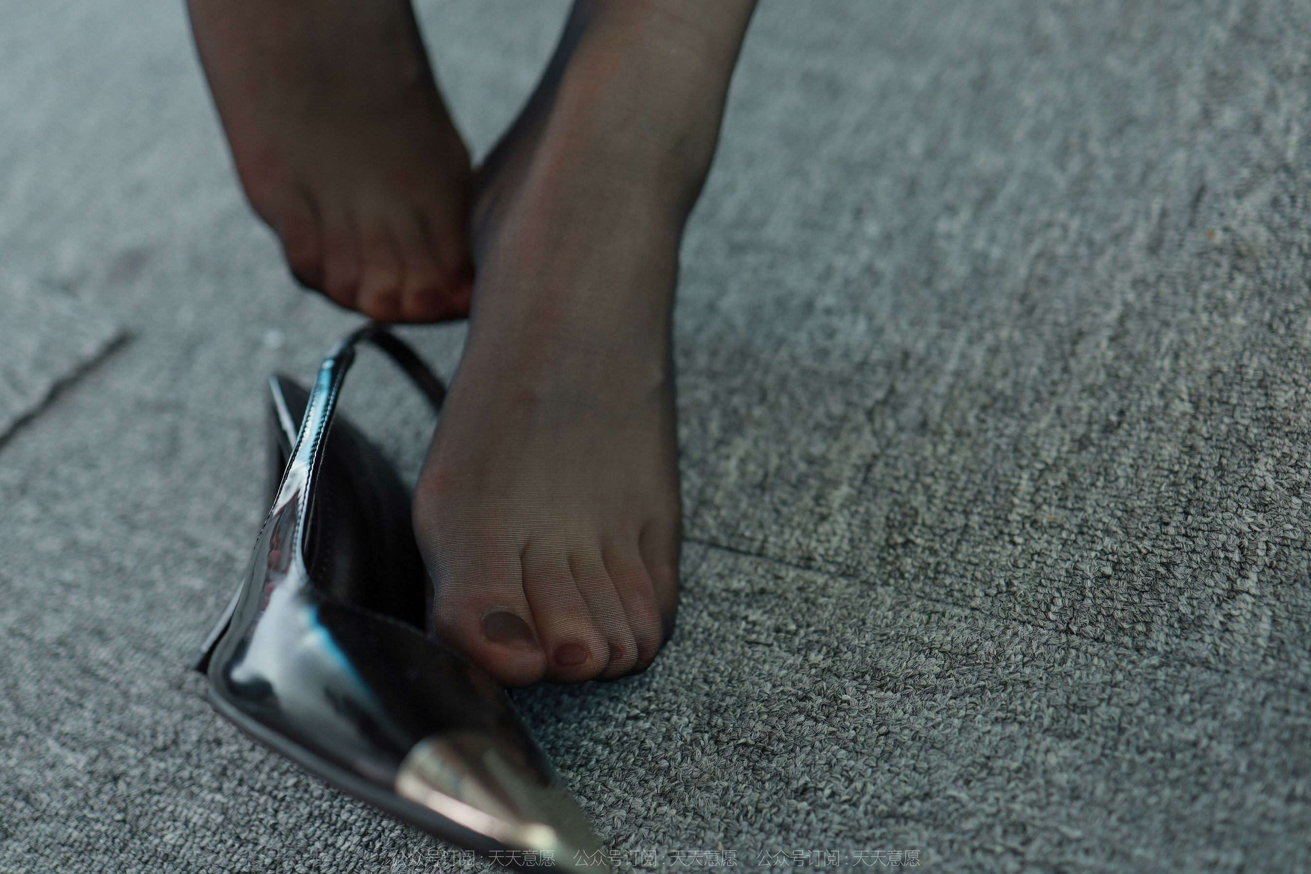 [IESS异思趣向]  模特：小婕 《嘿丝》第2张
