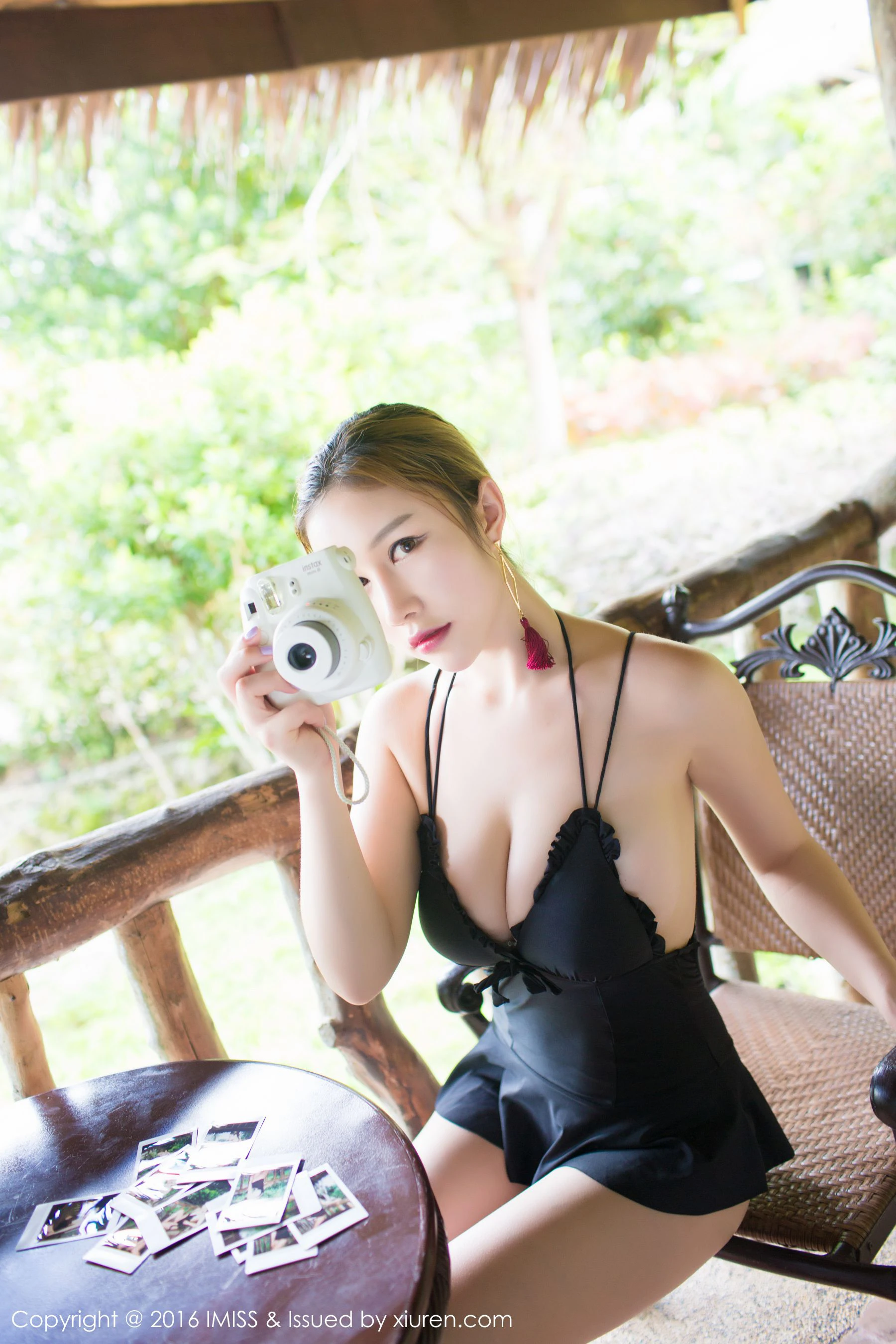  于姬Una《白皙的皮肤，呼之欲出的爆乳》 爱蜜社IMiss Vol.061第11张