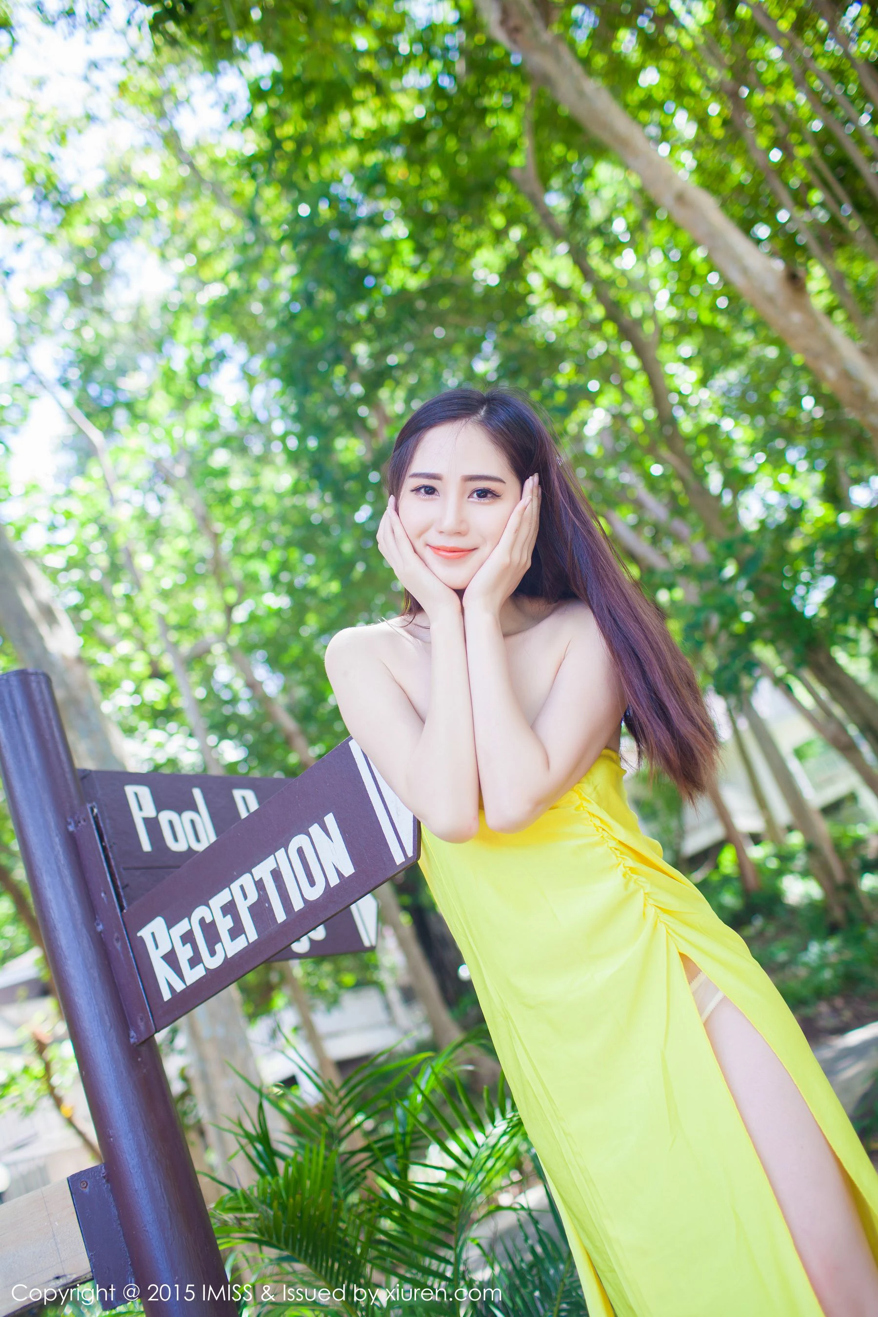  高挑美女SISY思《4套清新服饰》 爱蜜社IMiss Vol.041第3张