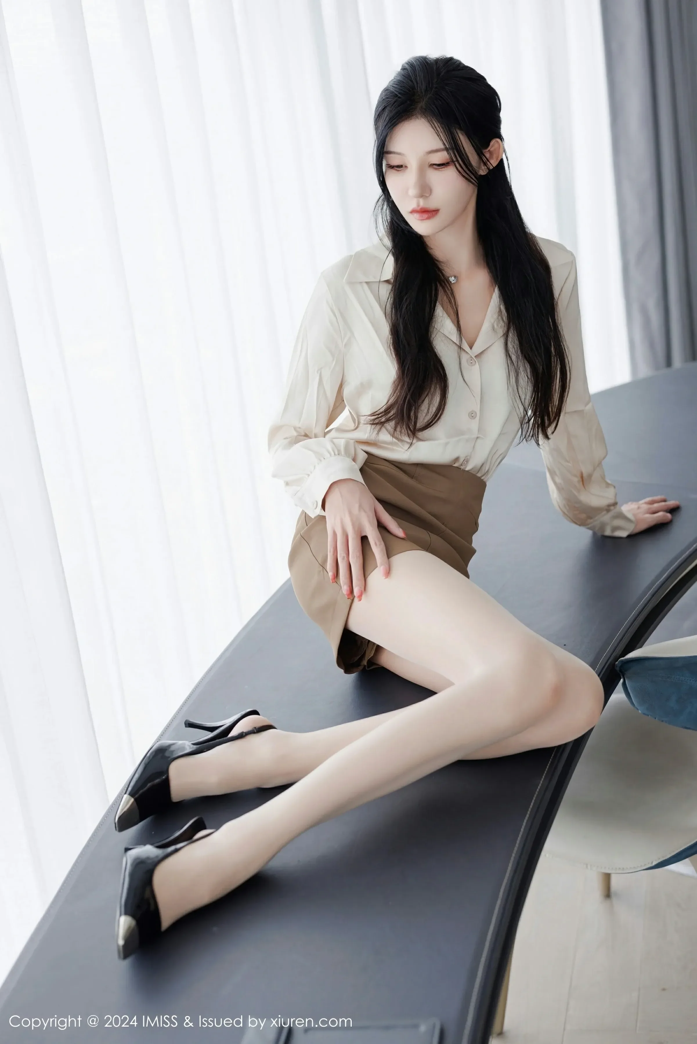  爱蜜社 VOL.767 泥鳅鳅 [44P]第5张