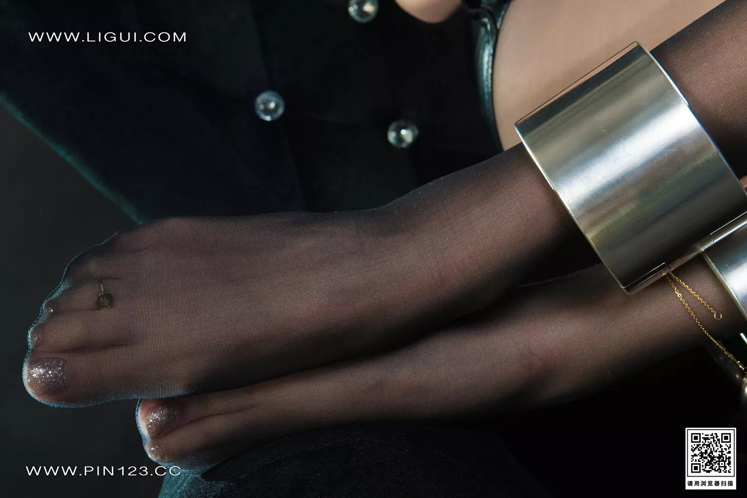 [Ligui丽柜]2022.08.26 警花沦陷 小智贤第1张