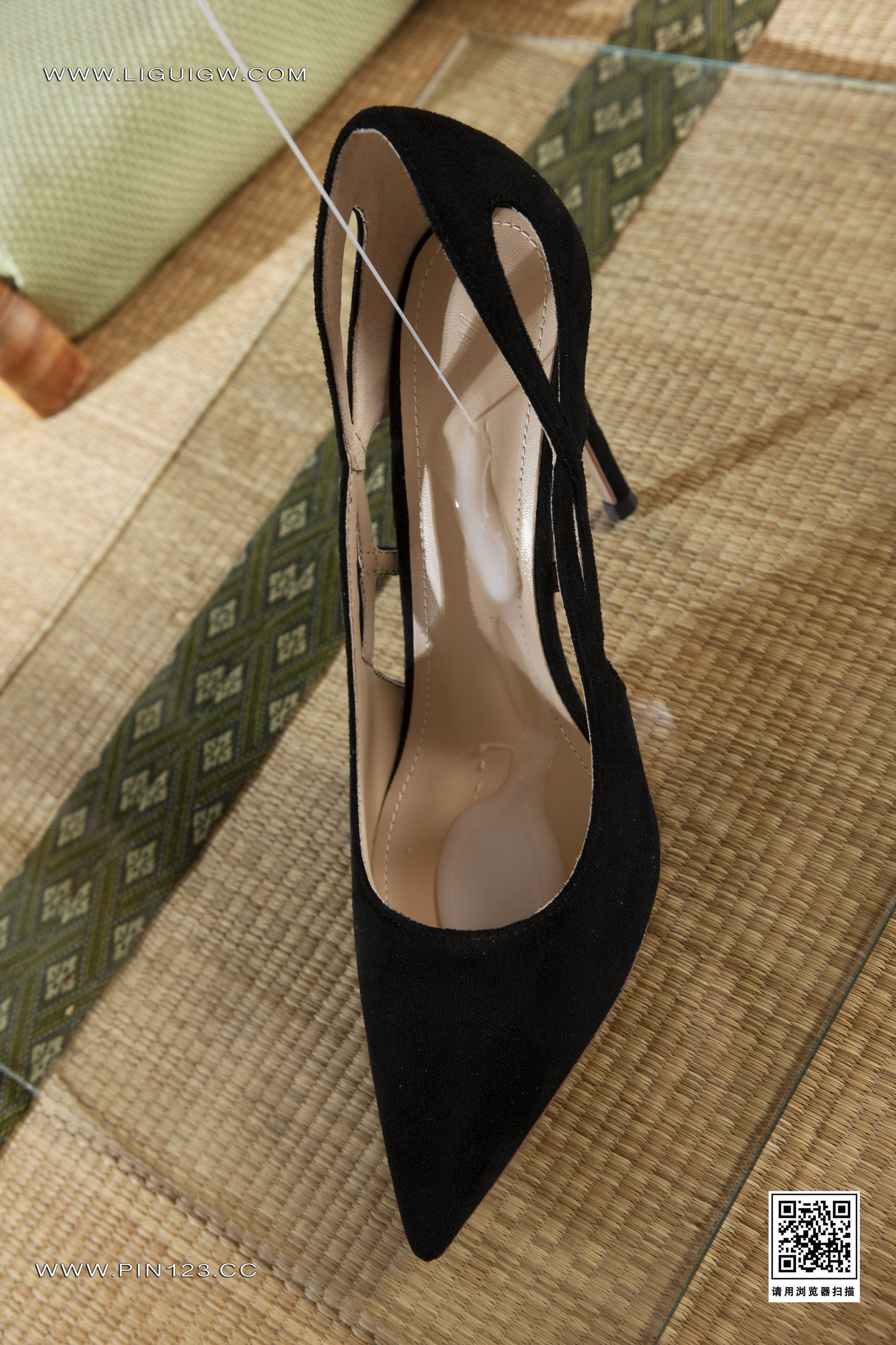 [Ligui丽柜] 2023.08.28《御姐换丝》凉儿第4张