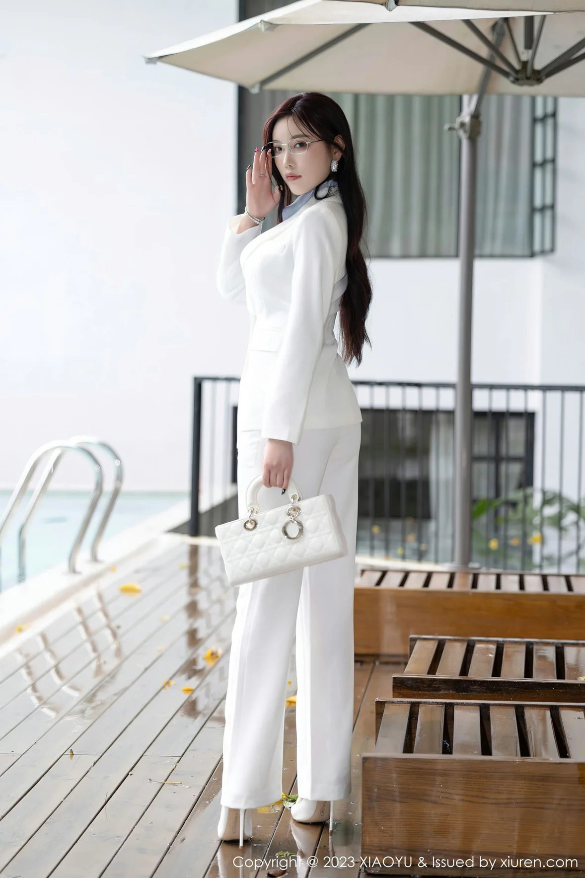  XIAOYU 语画 Vol.1065 杨晨晨Yome 白色简约OL贵州旅拍 [86P]第3张