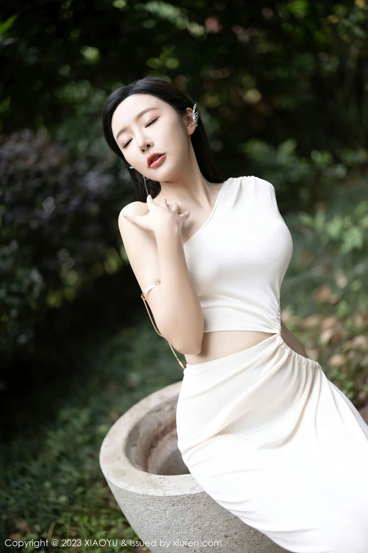  XIAOYU 语画 Vol.1082 王馨瑶yanni 黑色情趣内衣贵州旅拍 [87P]第8张