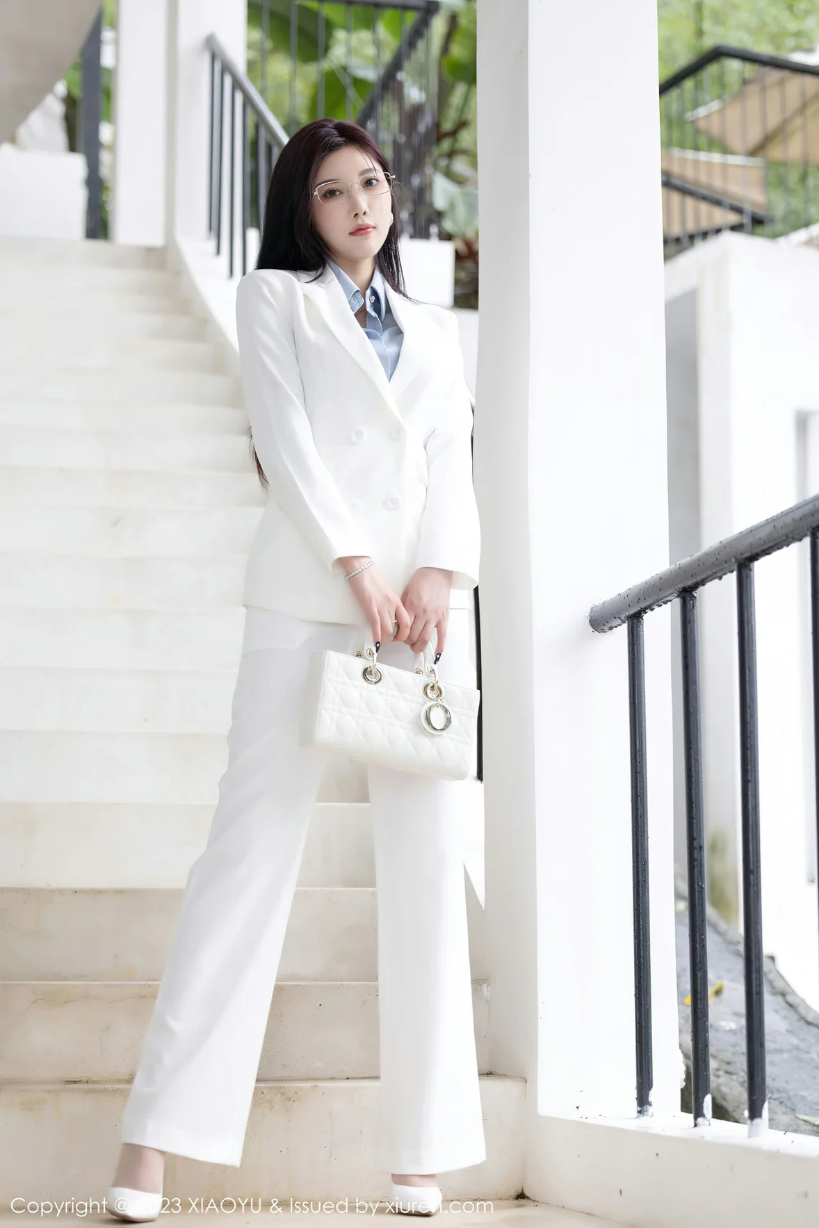  XIAOYU 语画 Vol.1065 杨晨晨Yome 白色简约OL贵州旅拍 [86P]第2张