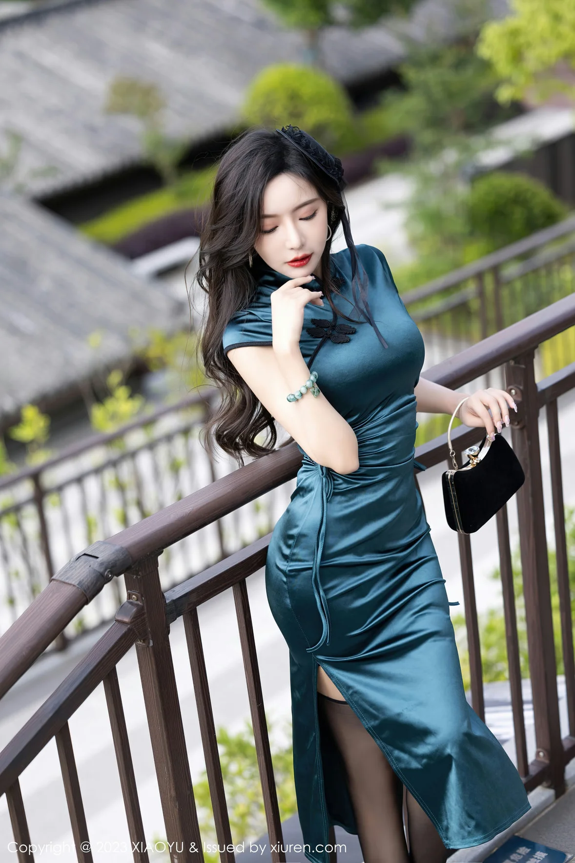  XIAOYU 语画界 Vol.1048 王馨瑶 暗绿色旗袍 [85P]第9张