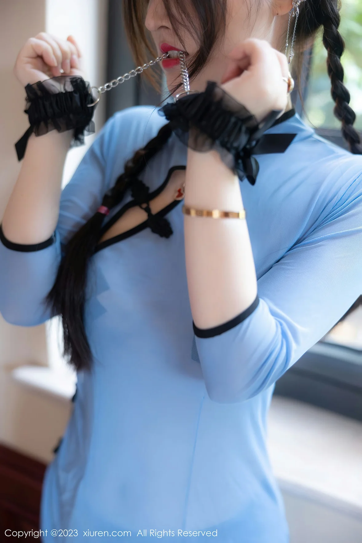  XiuRen 秀人 No.7357 诗诗kiki 轻透旗袍性感写真 [85P]第2张