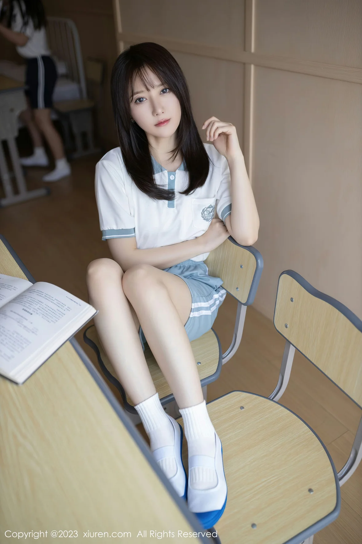  XiuRen 秀人 No.6962 鱼子酱Fish和杏子Yada 模特合集 [82P]第2张