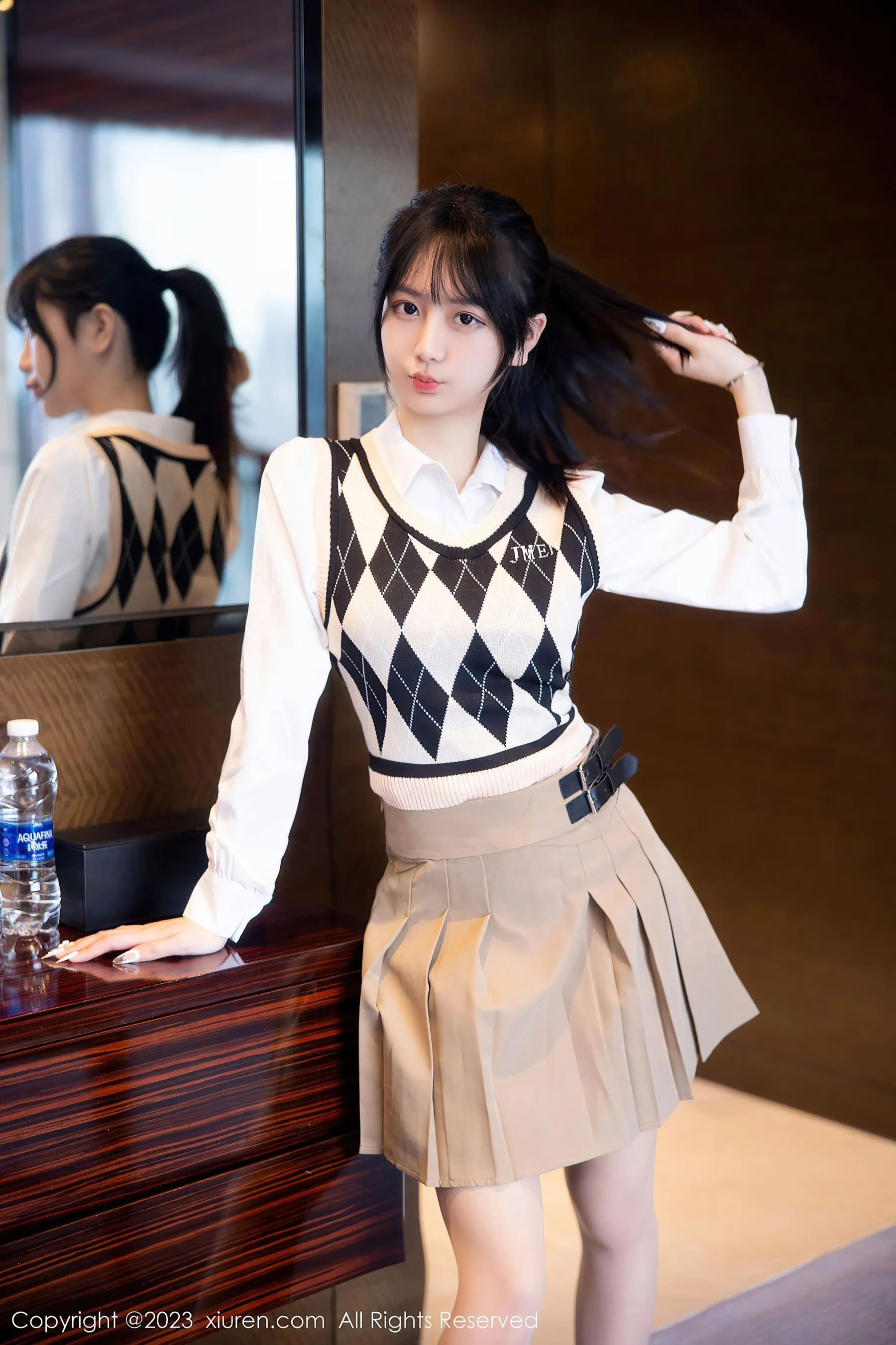  秀人网 No.6329 谢小蒽 短裙美腿第30张