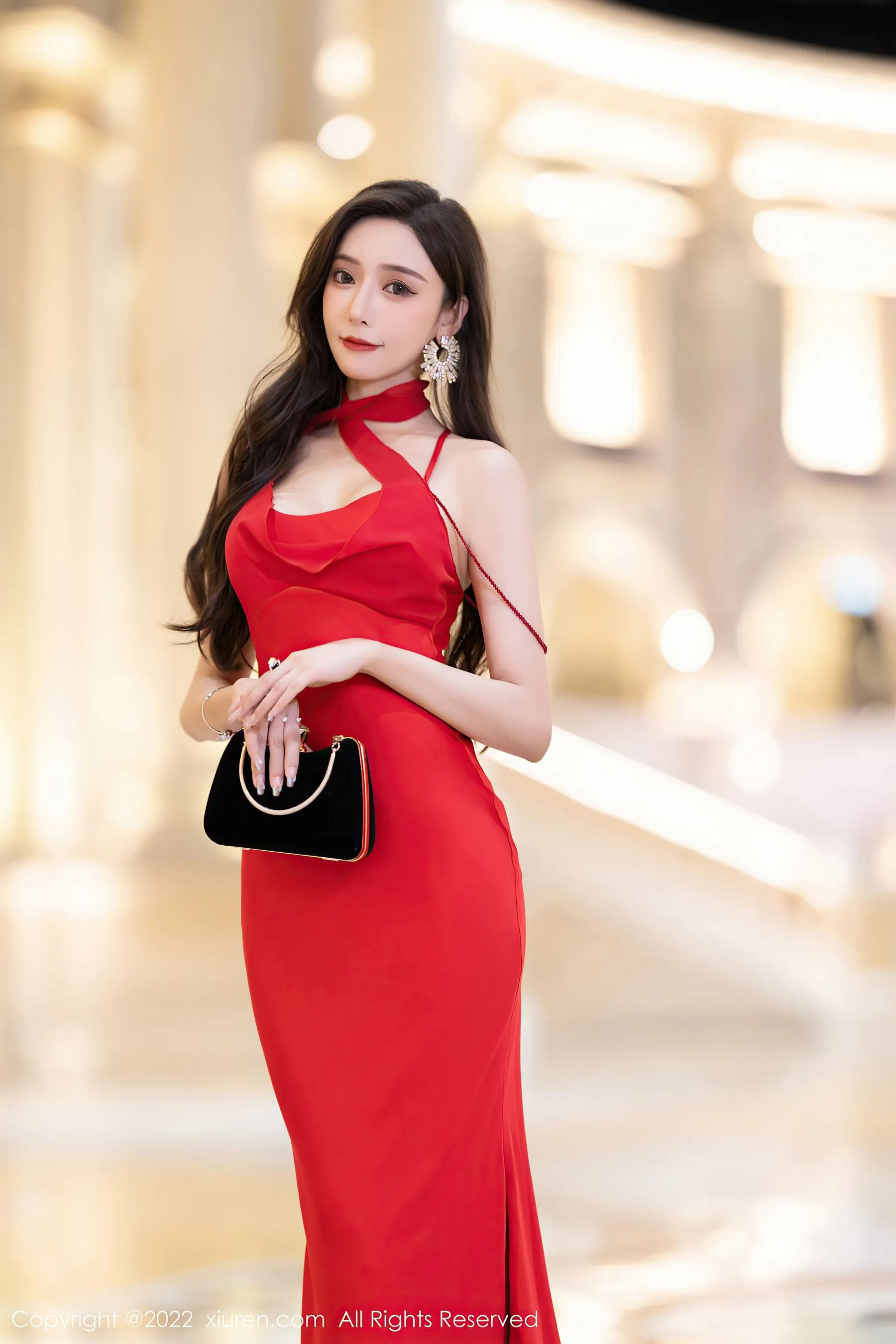  秀人网 No.5470 王馨瑶yanni 长裙美腿第16张