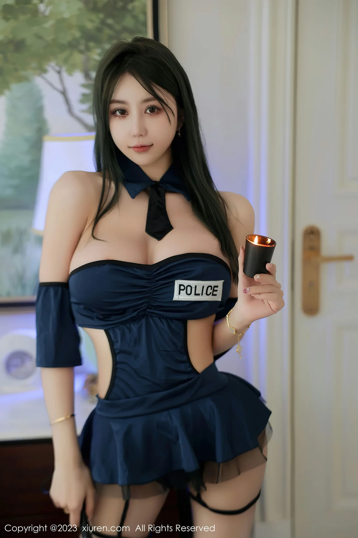  XiuRen 秀人 No.7261 tina_甜仔 情趣警察制服杭州旅拍 [67P]第14张