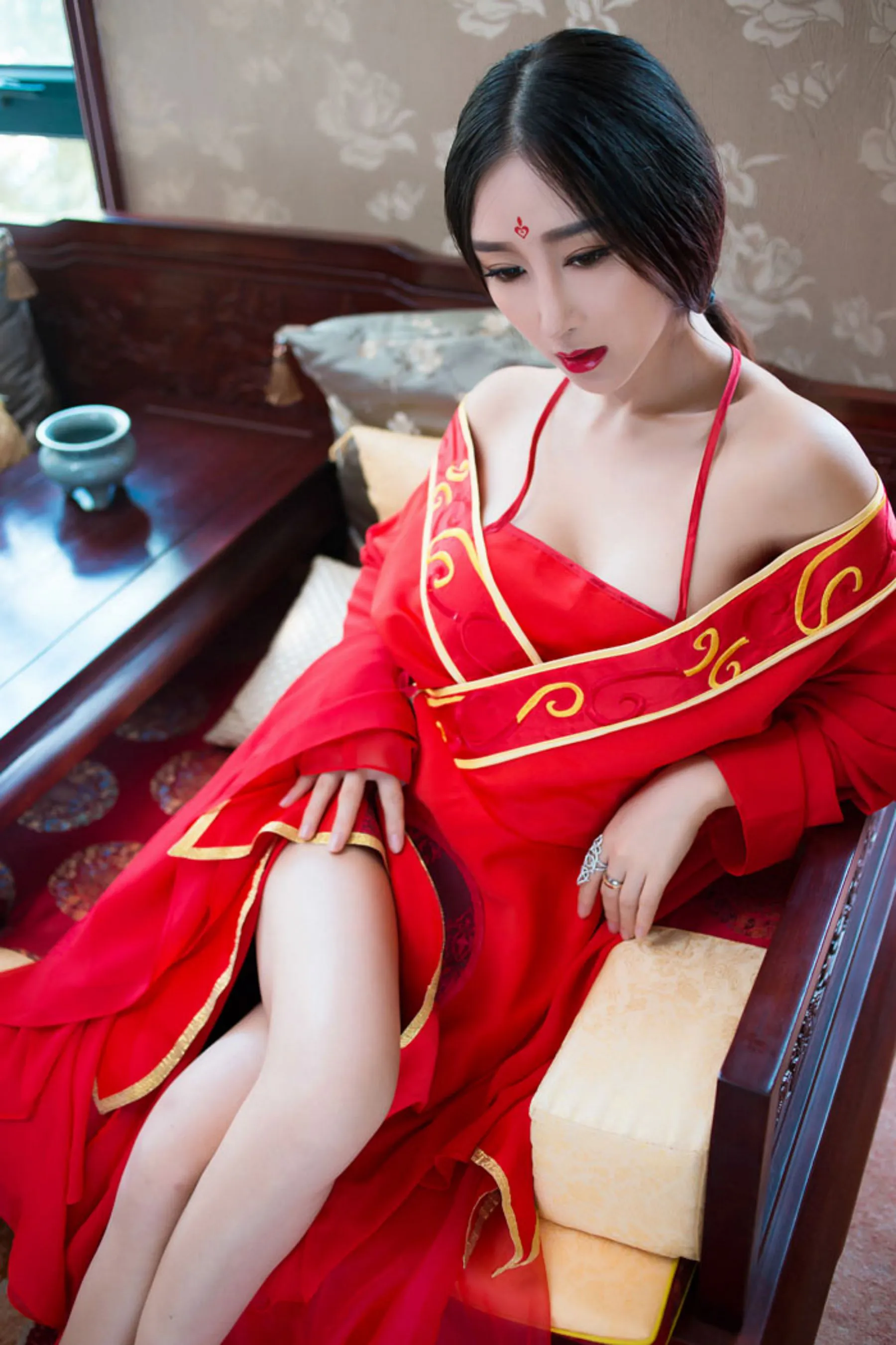 邹晶晶《花千骨 ? 魔化》COS 秀人网 No.382第4张