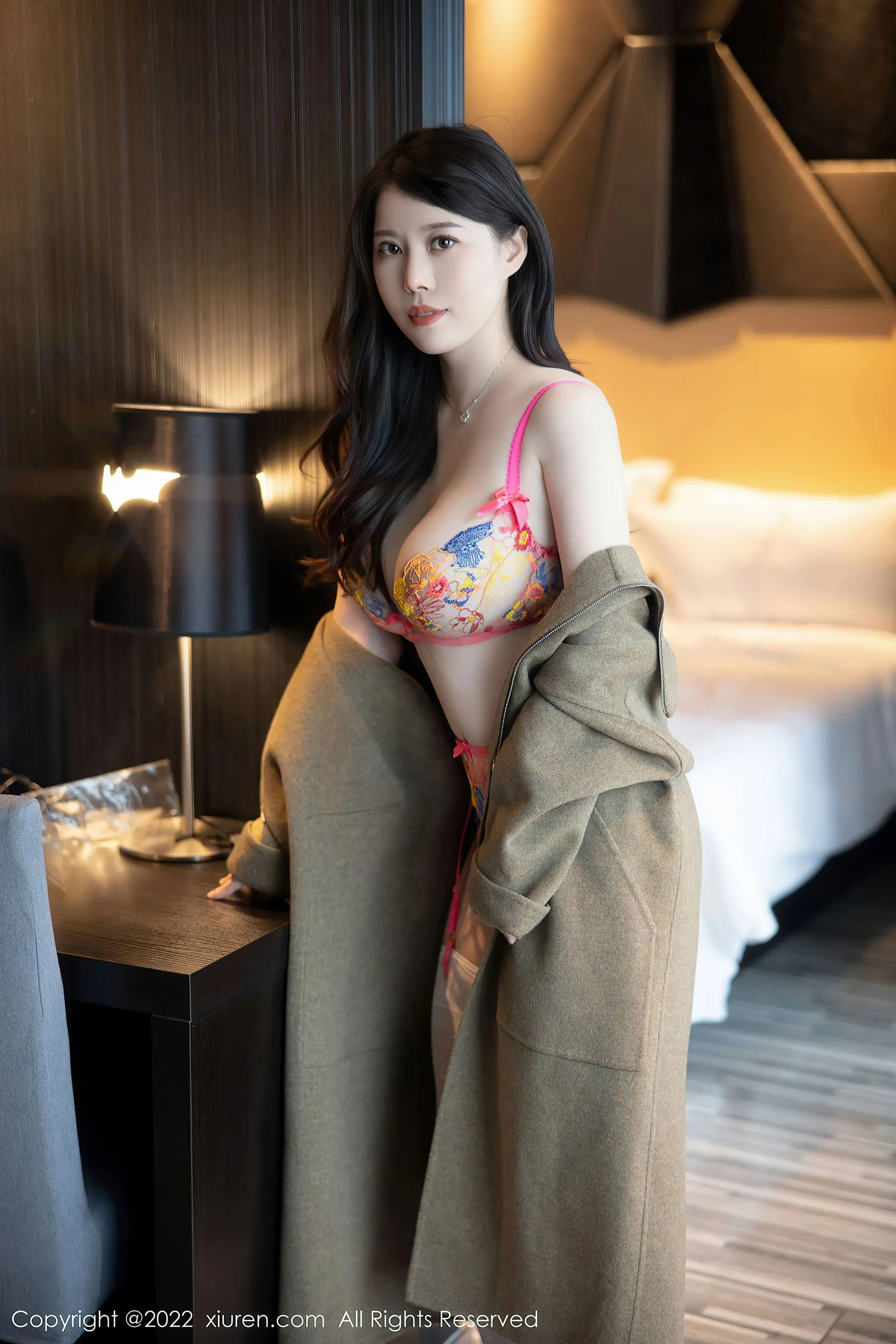  秀人网 No.5723 白茹雪 丰腴美臀第13张