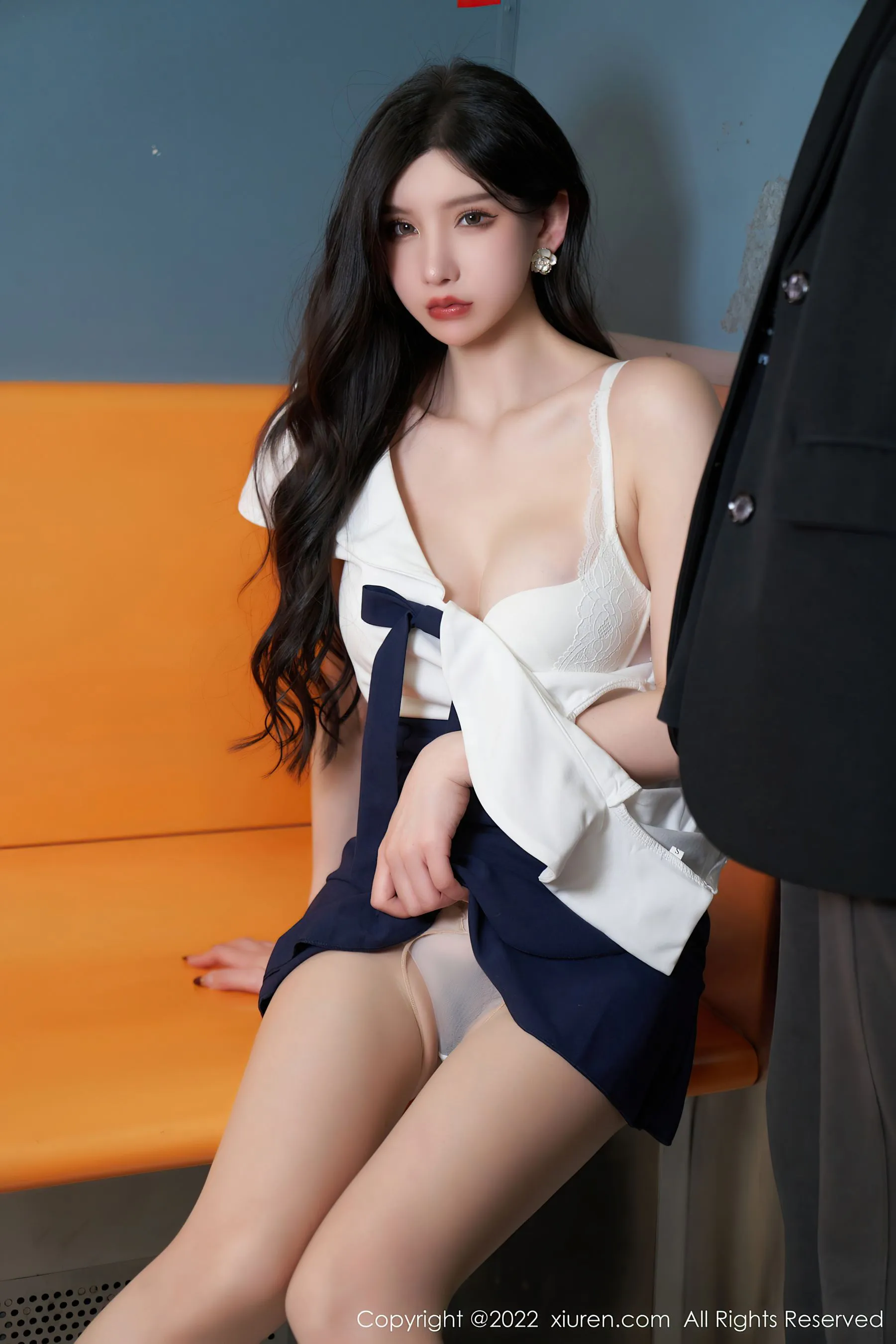  秀人网 No.4979 周于希Sally 短裙美腿第27张