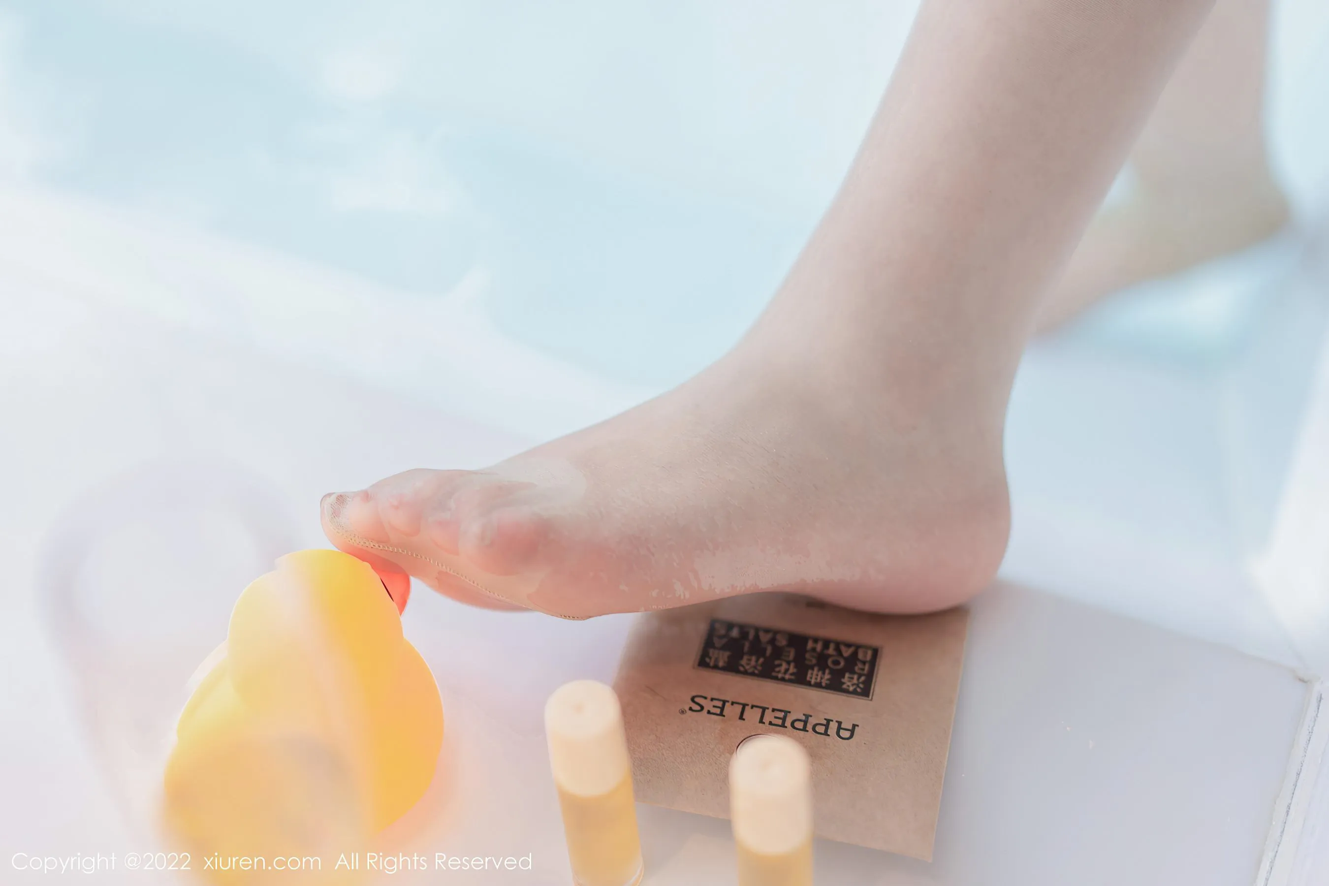  秀人网 No.4855 允爾 美臀美腿丰乳写真第17张