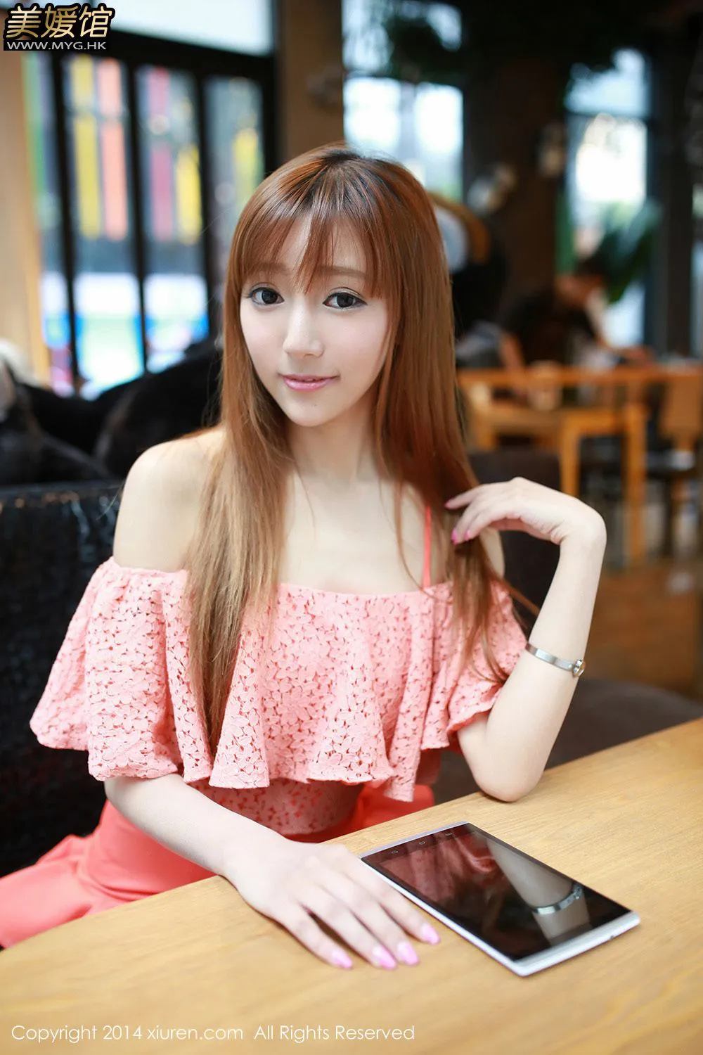 王馨瑤Yanni《驰为数码宣传片》 秀人网 No.135第17张