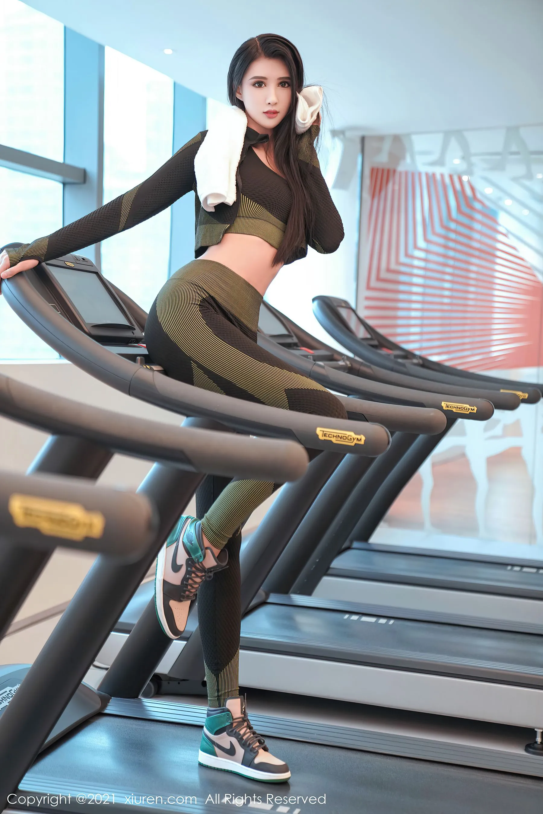  秀人 No.3040 葛征 净高184cm第1张