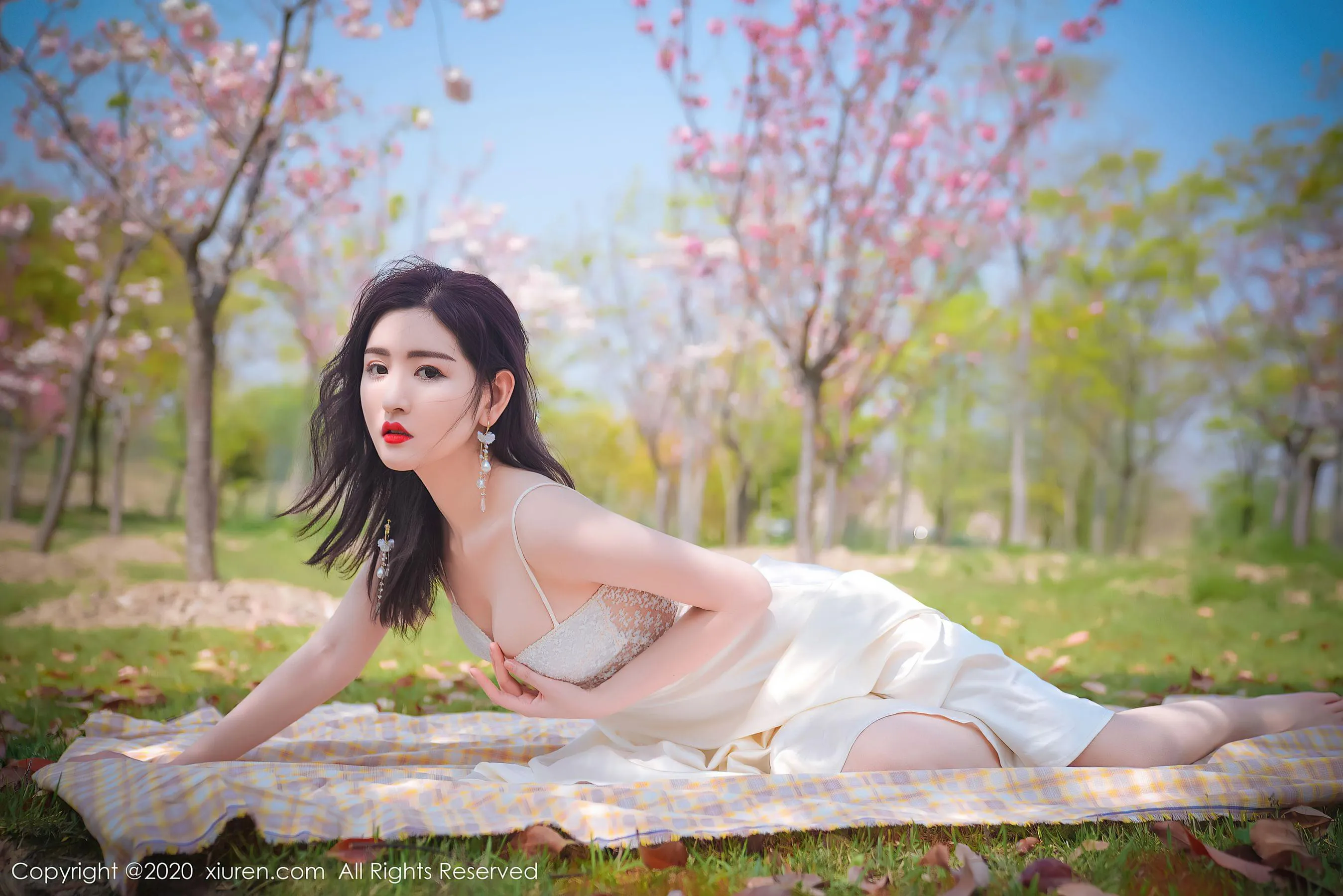  秀人XIUREN No.2297 沈梦瑶第5张