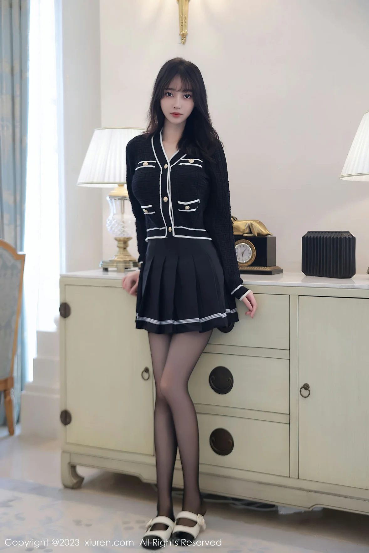  XiuRen 秀人 No.7287 玥儿玥er 薄纱内衣杭州旅拍 [83P]第1张