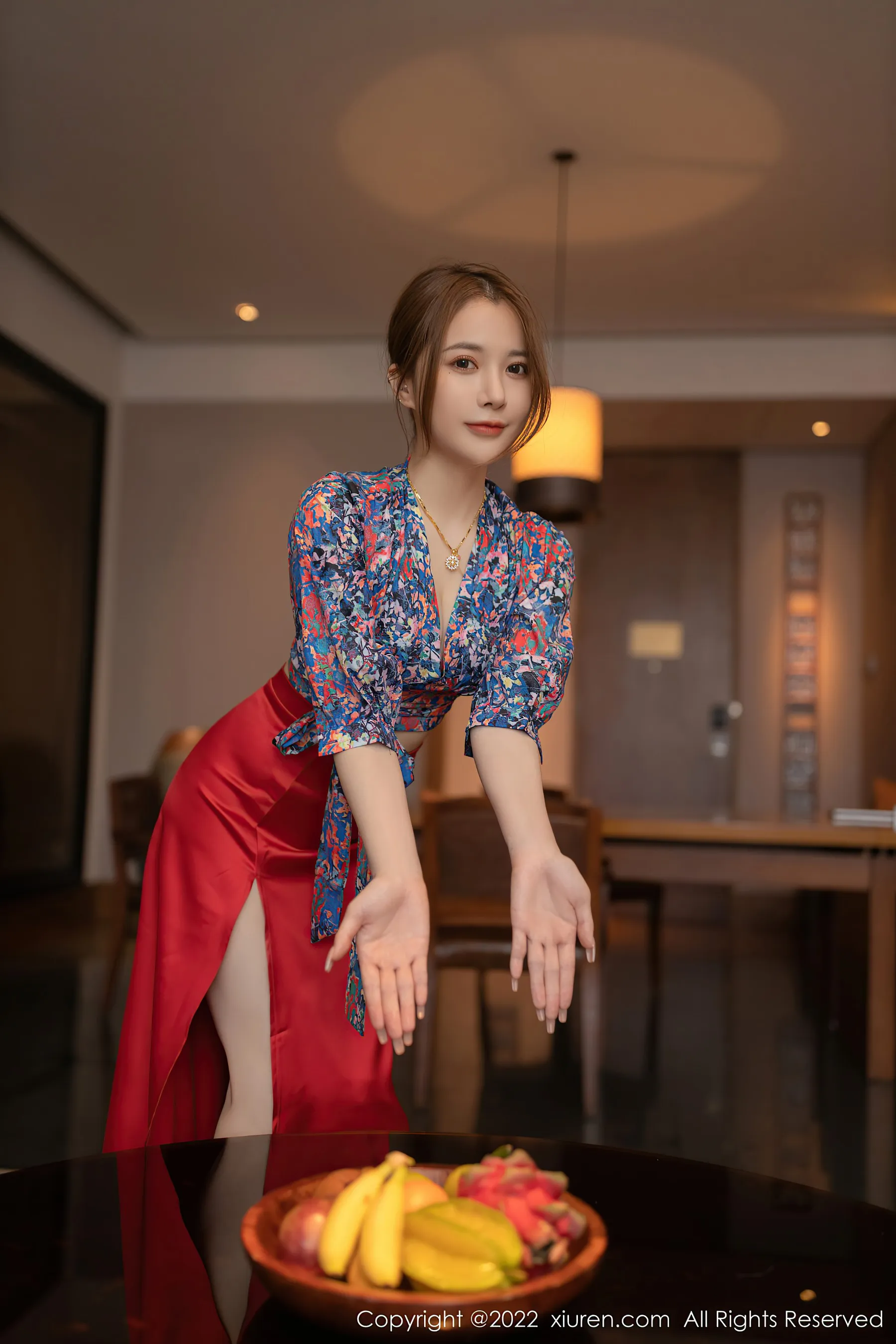  秀人网 No.4674 鱼子酱Fish 三亚旅拍长裙蕾丝写真第13张