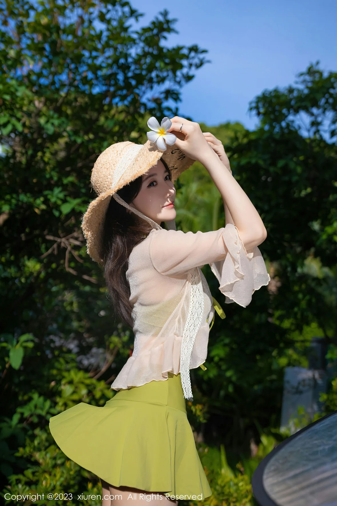  XiuRen 秀人 No.7189 鱼子酱Fish 泰国户外旅拍 [81P]第1张