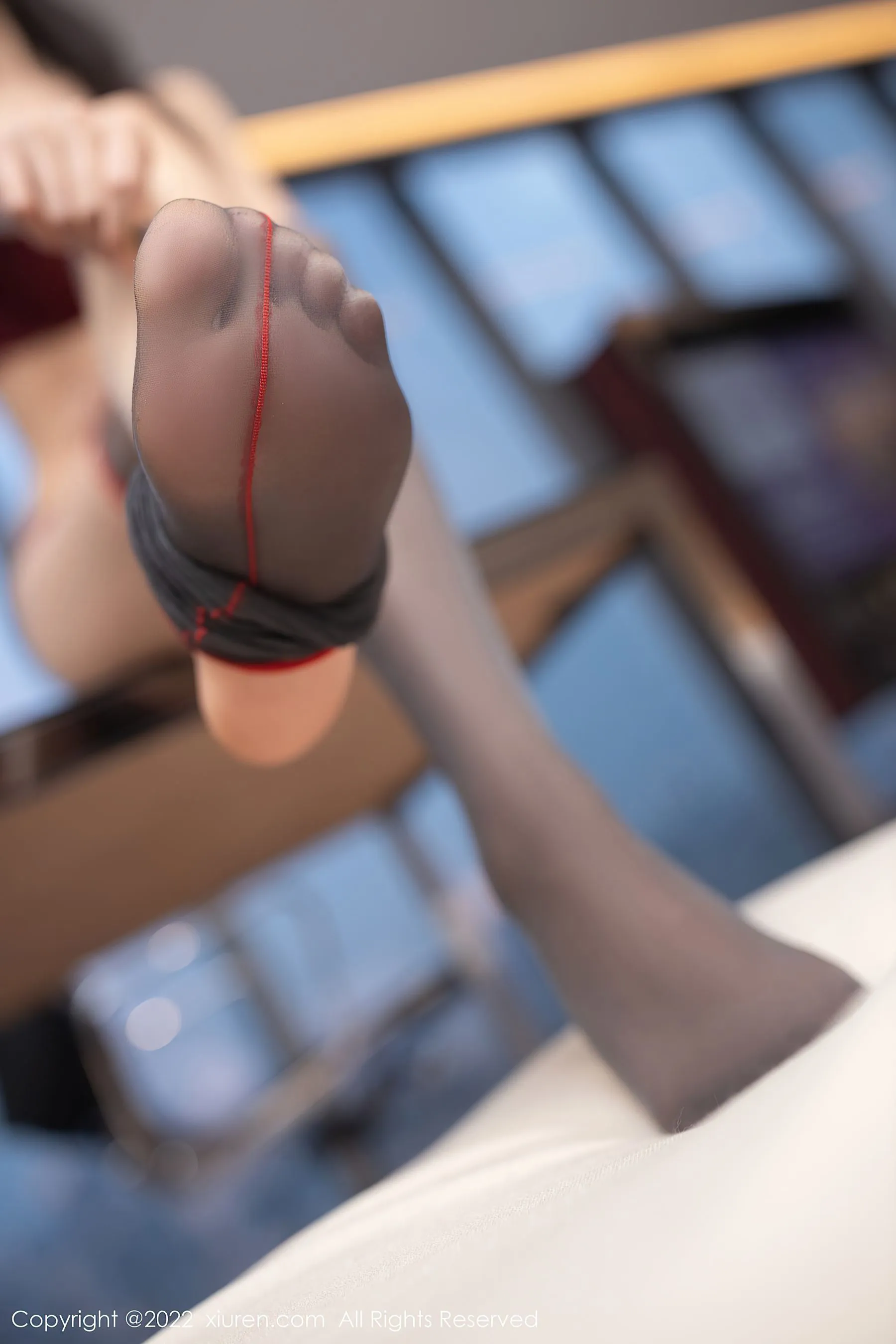  秀人网 No.4897 利世 黑丝美腿诱惑第16张