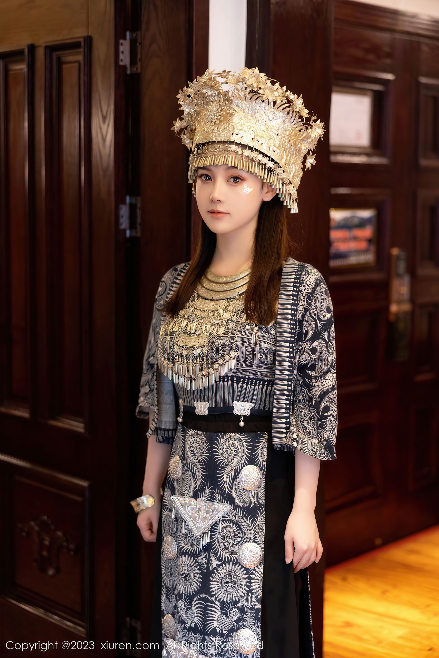 XiuRen 秀人 No.7448 豆瓣酱 苗族服饰第28张