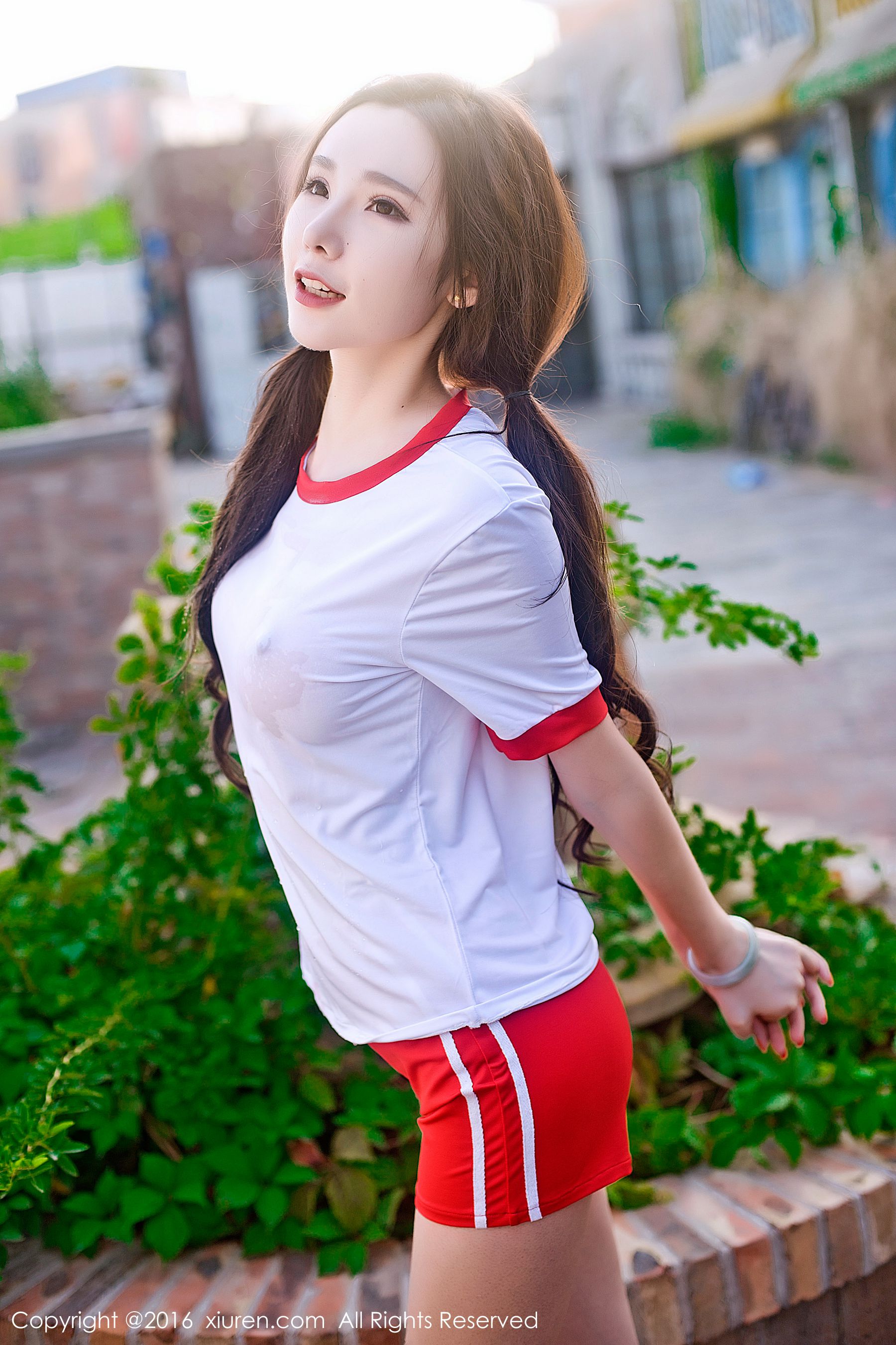 萌琪琪Irene《如同妖孽般的美女》 秀人网 No.669第22张