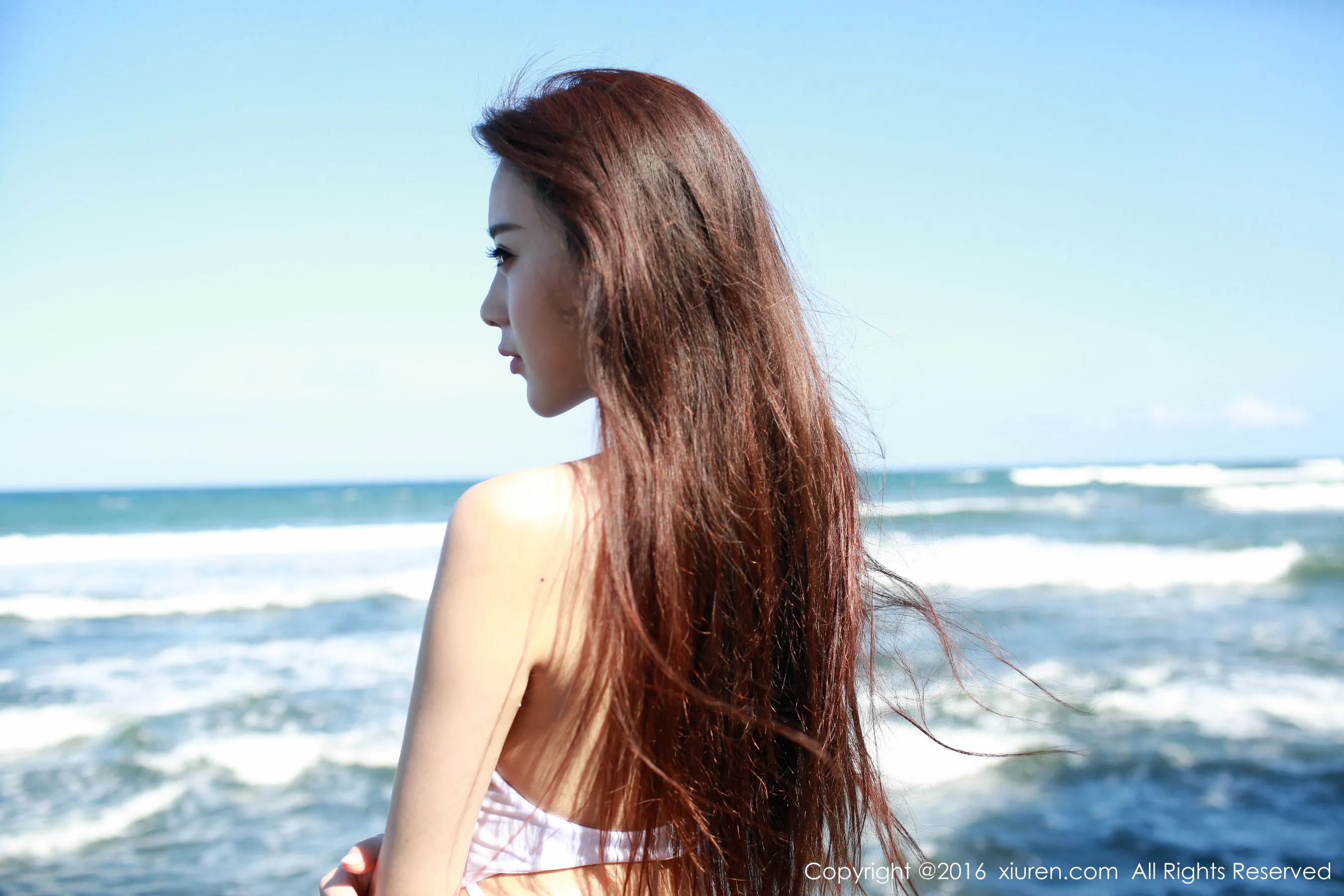  赵小米kitty《性感的高叉V连体露背装》 秀人网 No.540第15张