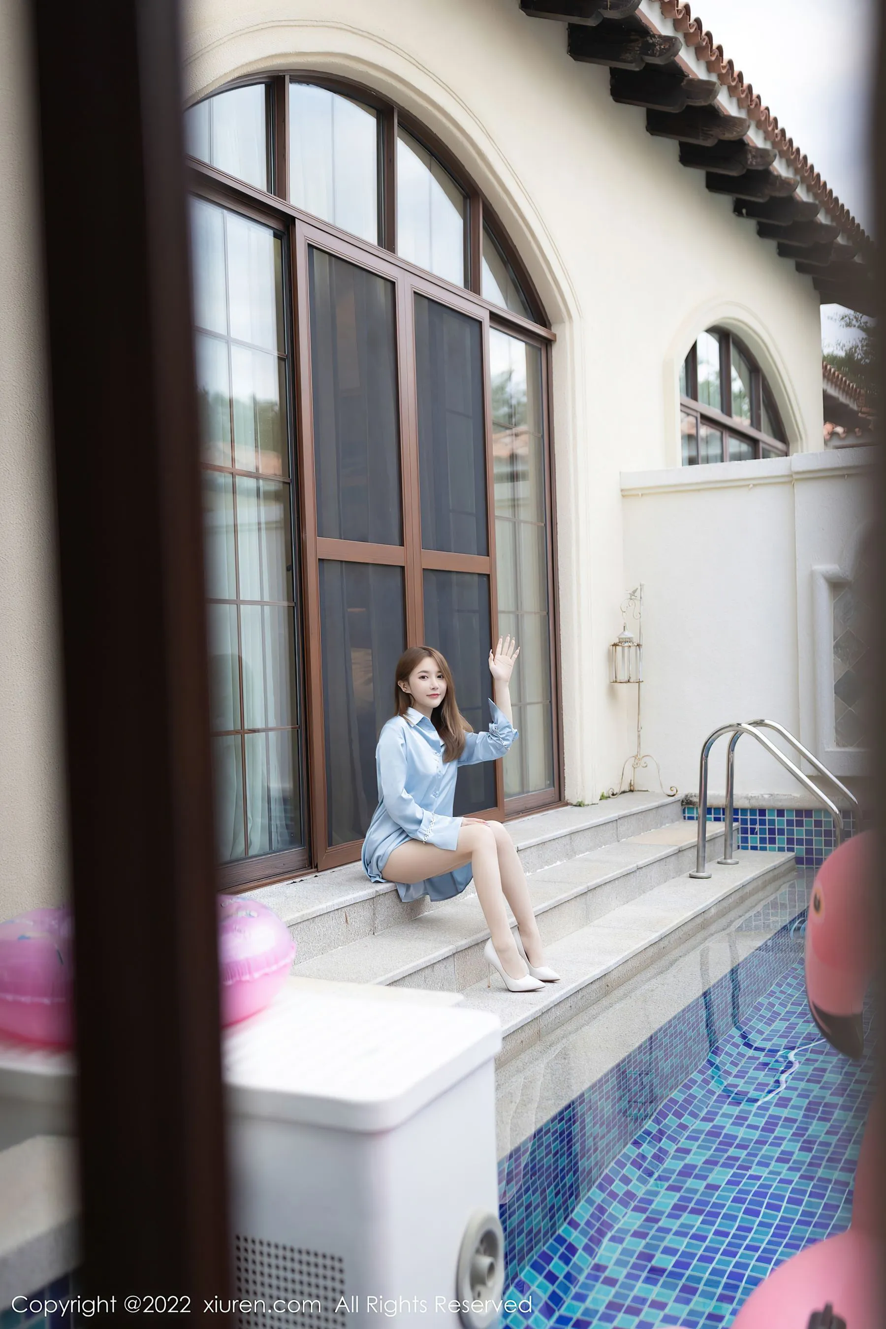  秀人网 No.4911 鱼子酱Fish 性感美腿写真第17张