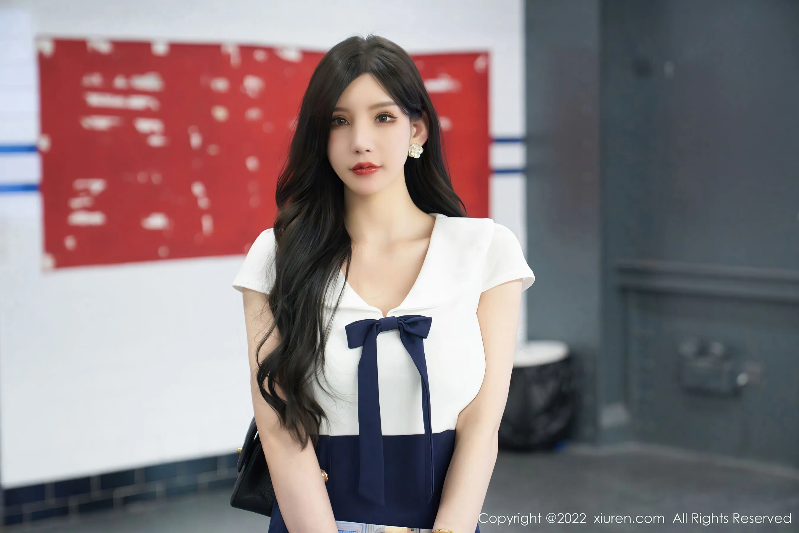  秀人网 No.4979 周于希Sally 短裙美腿第3张