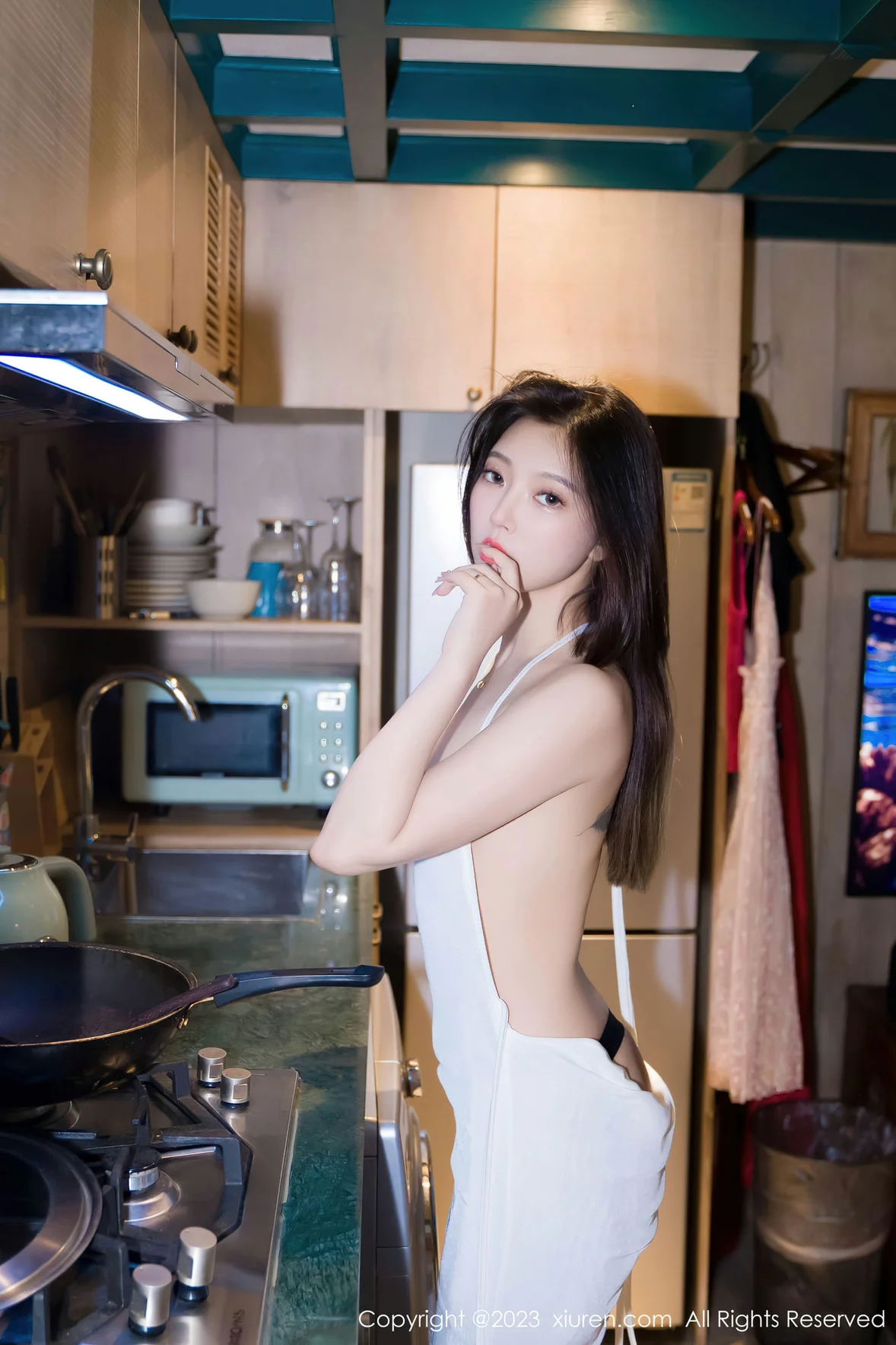  秀人网 No.7371 冯木木LRIS 露背连衣长裙性感写真 [80P]第5张