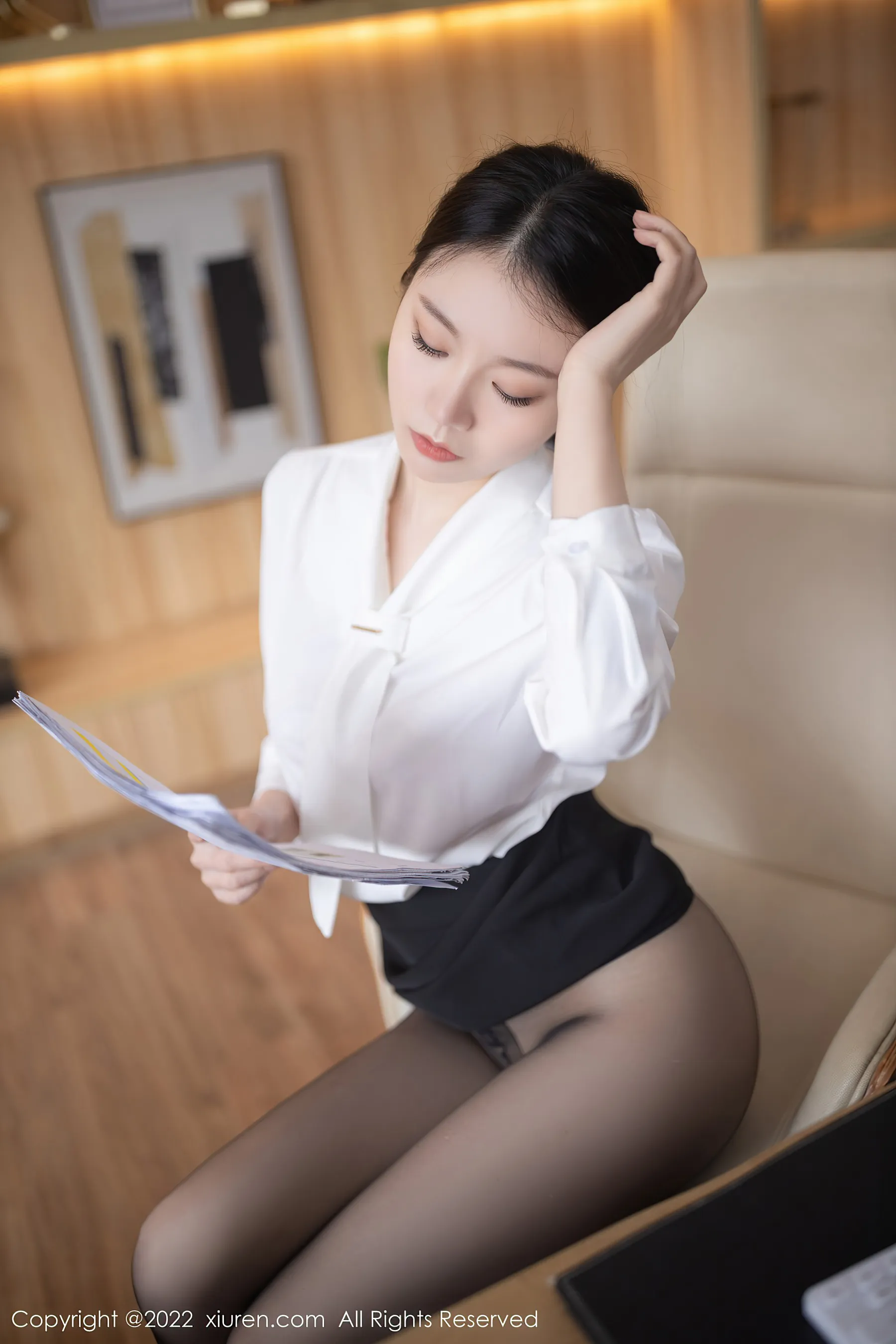  秀人网 No.4755 安然Maleah 女老板角色扮演第27张