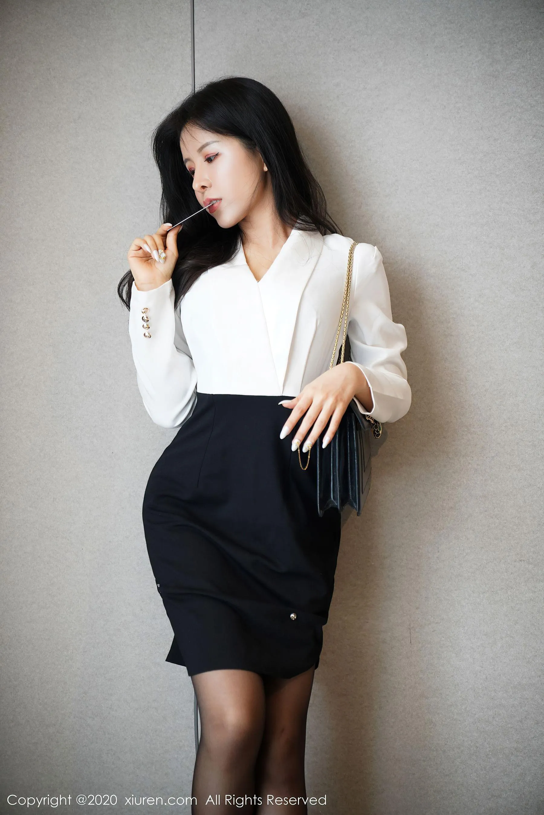  秀人XIUREN No.2346 奥莉第1张