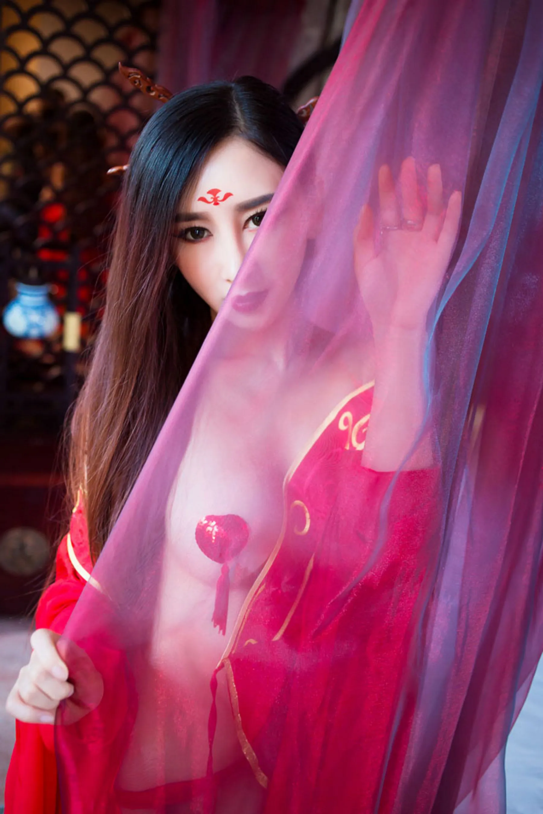 邹晶晶《花千骨 ? 魔化》COS 秀人网 No.382第2张