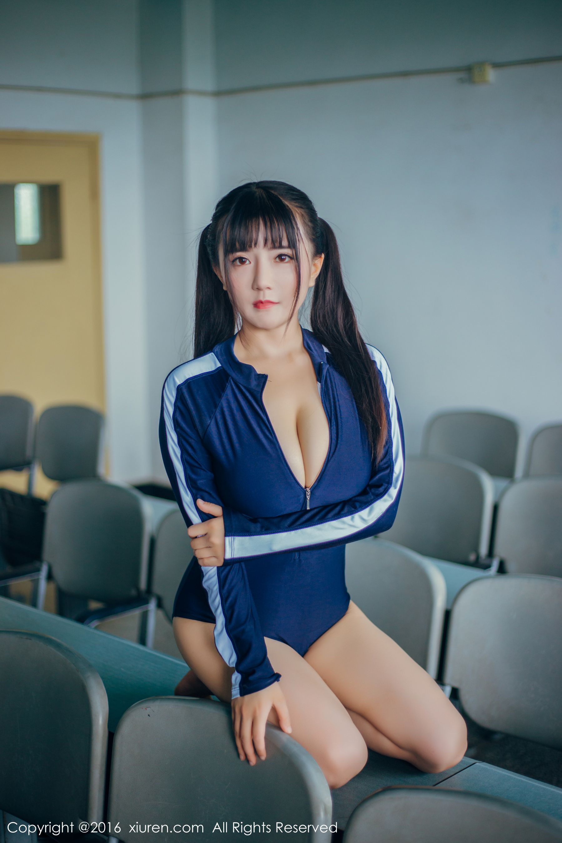  童颜巨乳模特@阿乖Kiddo/崔乖艺 秀人网 No.601第4张