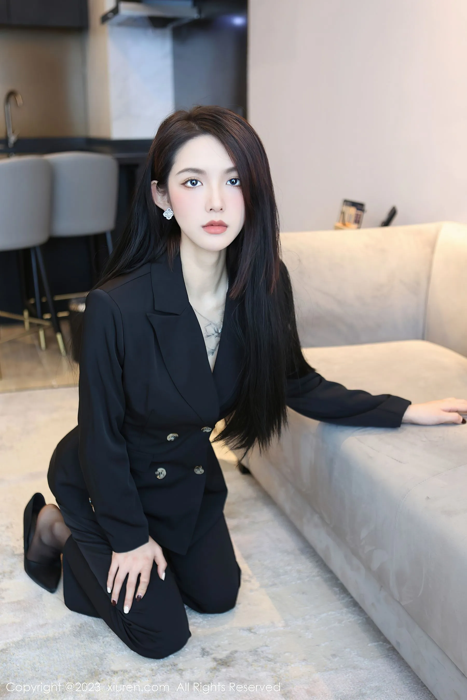 秀人网 No.6576 乔一一 黑丝美腿第19张