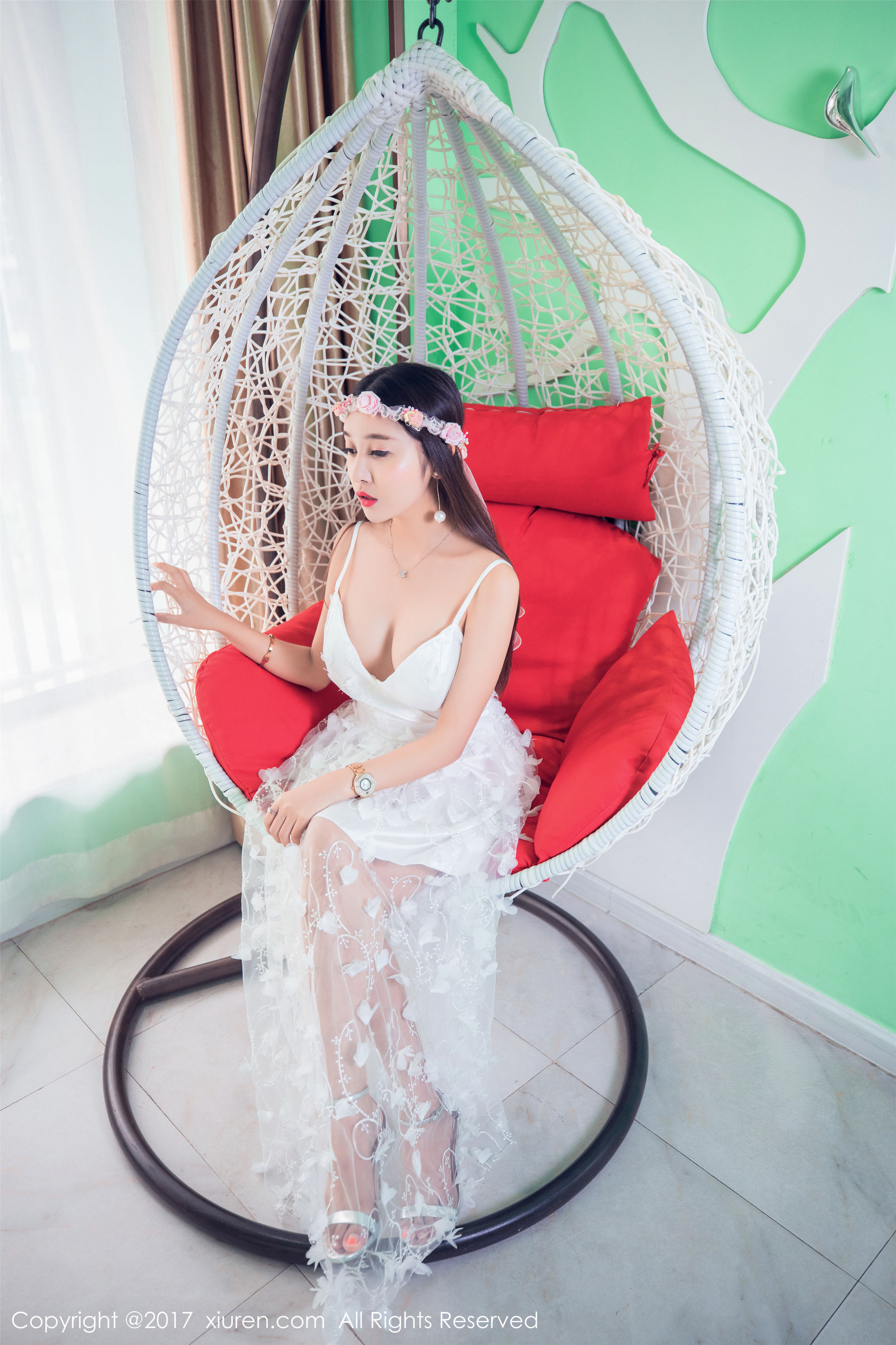  李梓熙《花仙子+迷人的小妖精》 秀人网XIUREN No.798第4张